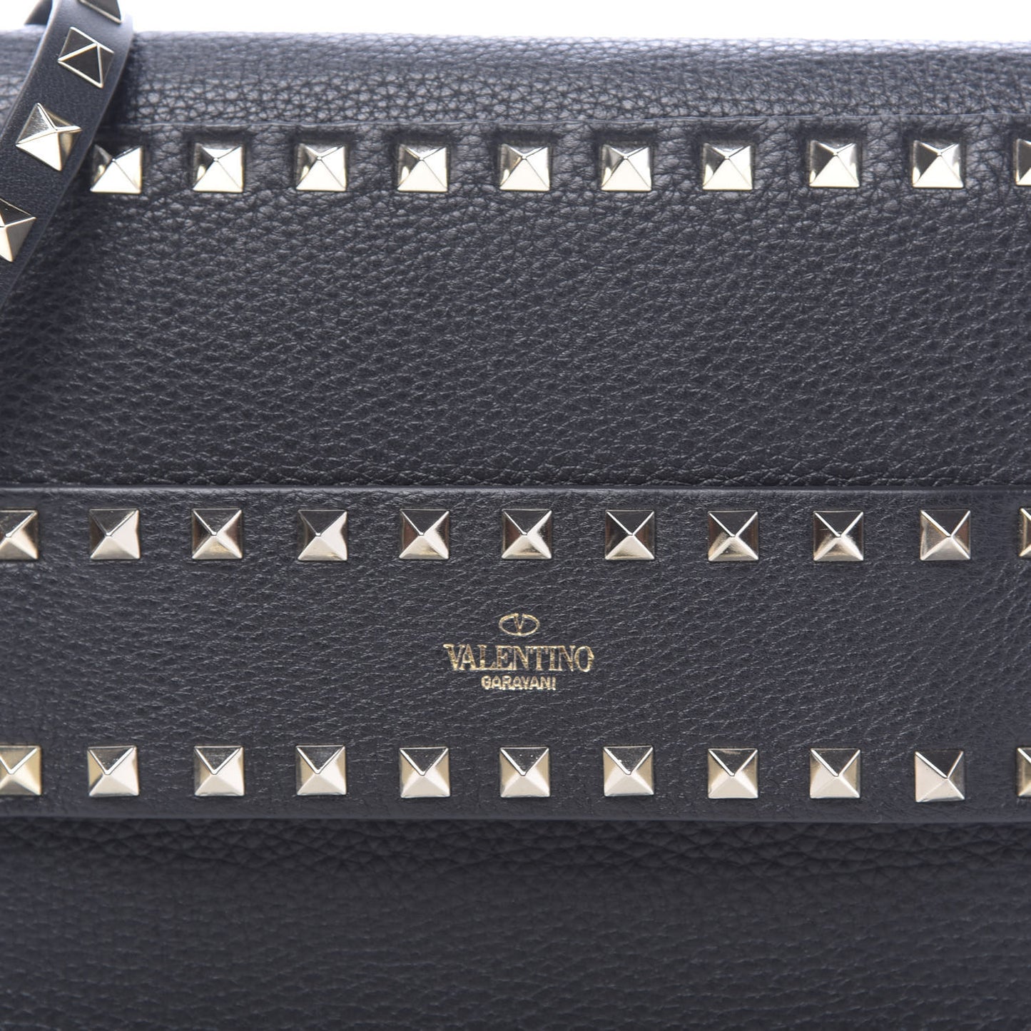 Pebbled Calfskin Rockstud Side Slip Crossbody Black