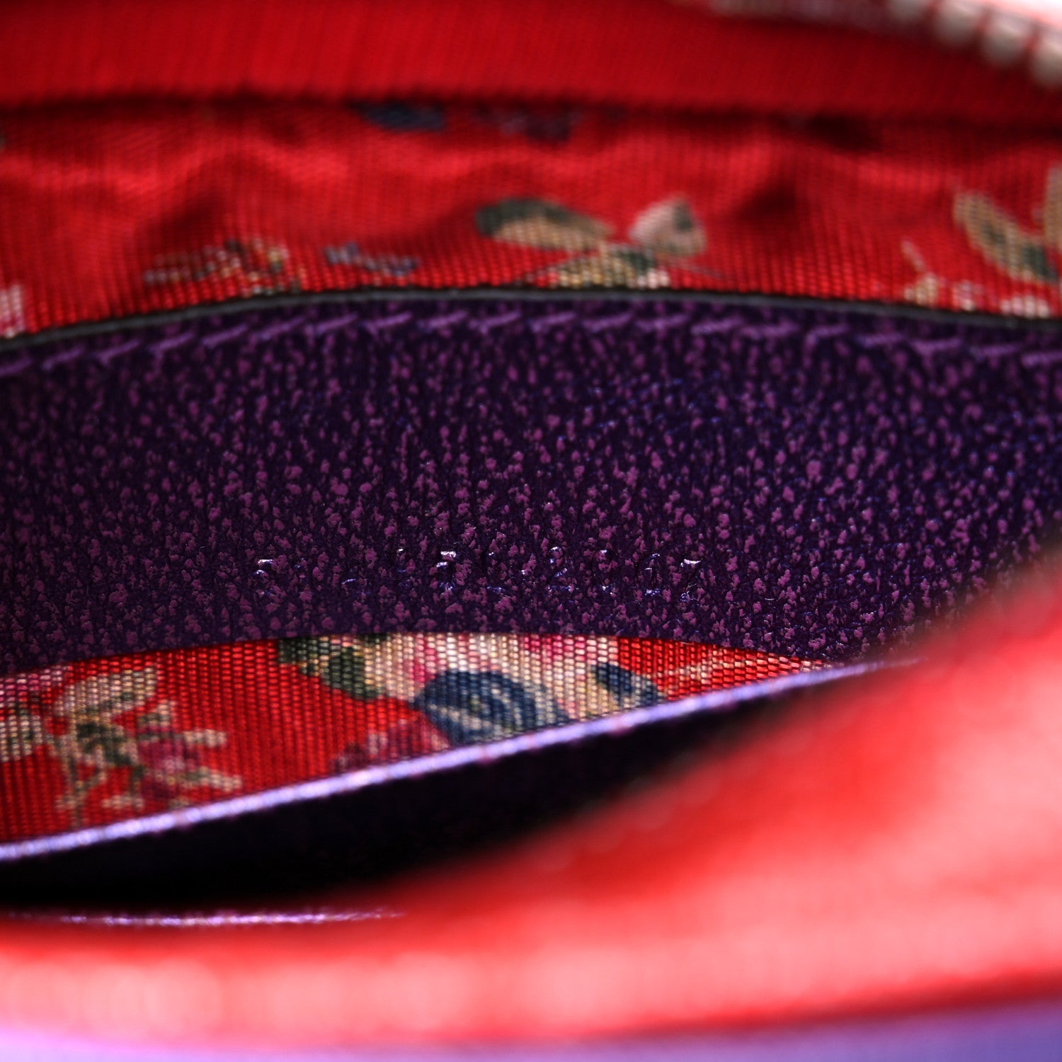 Gucci Laminated Nappa Trapuntata Mini Zumi Shoulder Bag Rosso Fuxia Bizantin 7 of 9