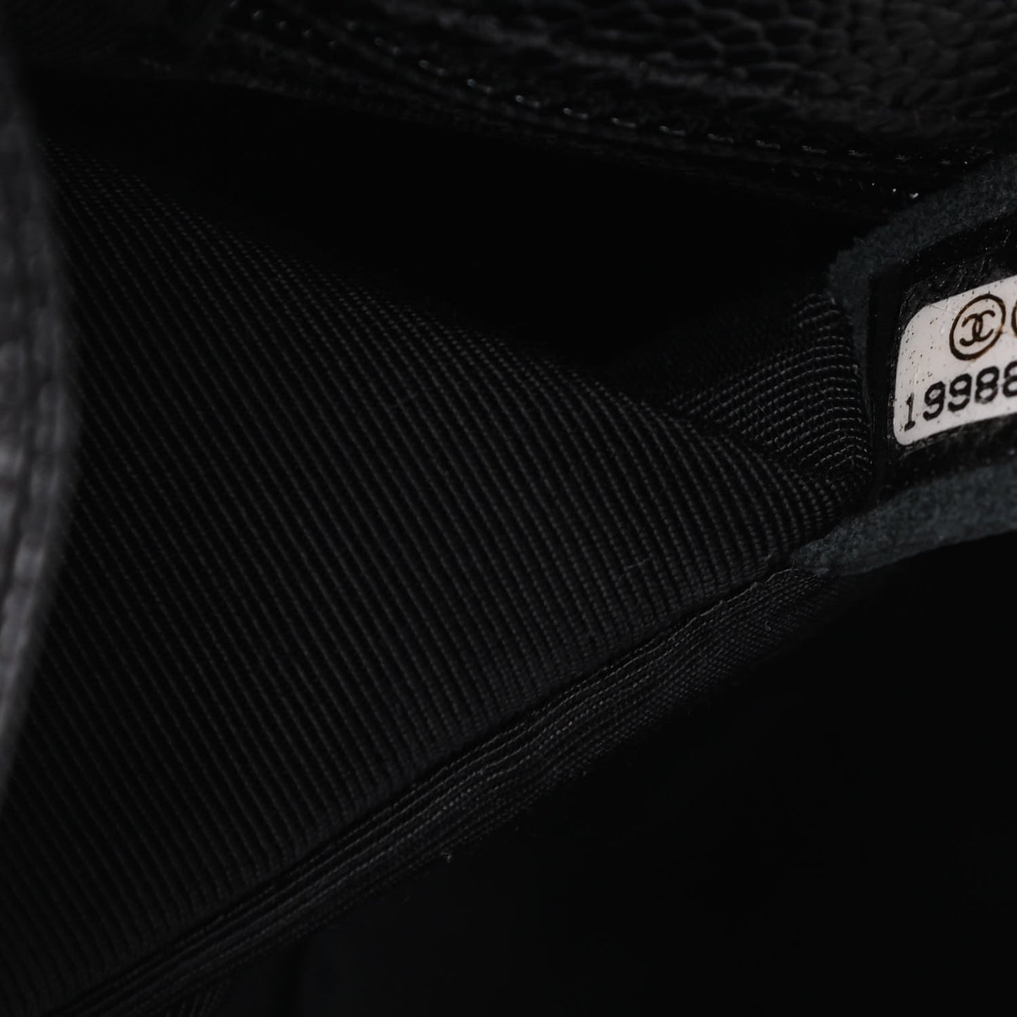 Caviar Quilted New Medium Boy Flap Black