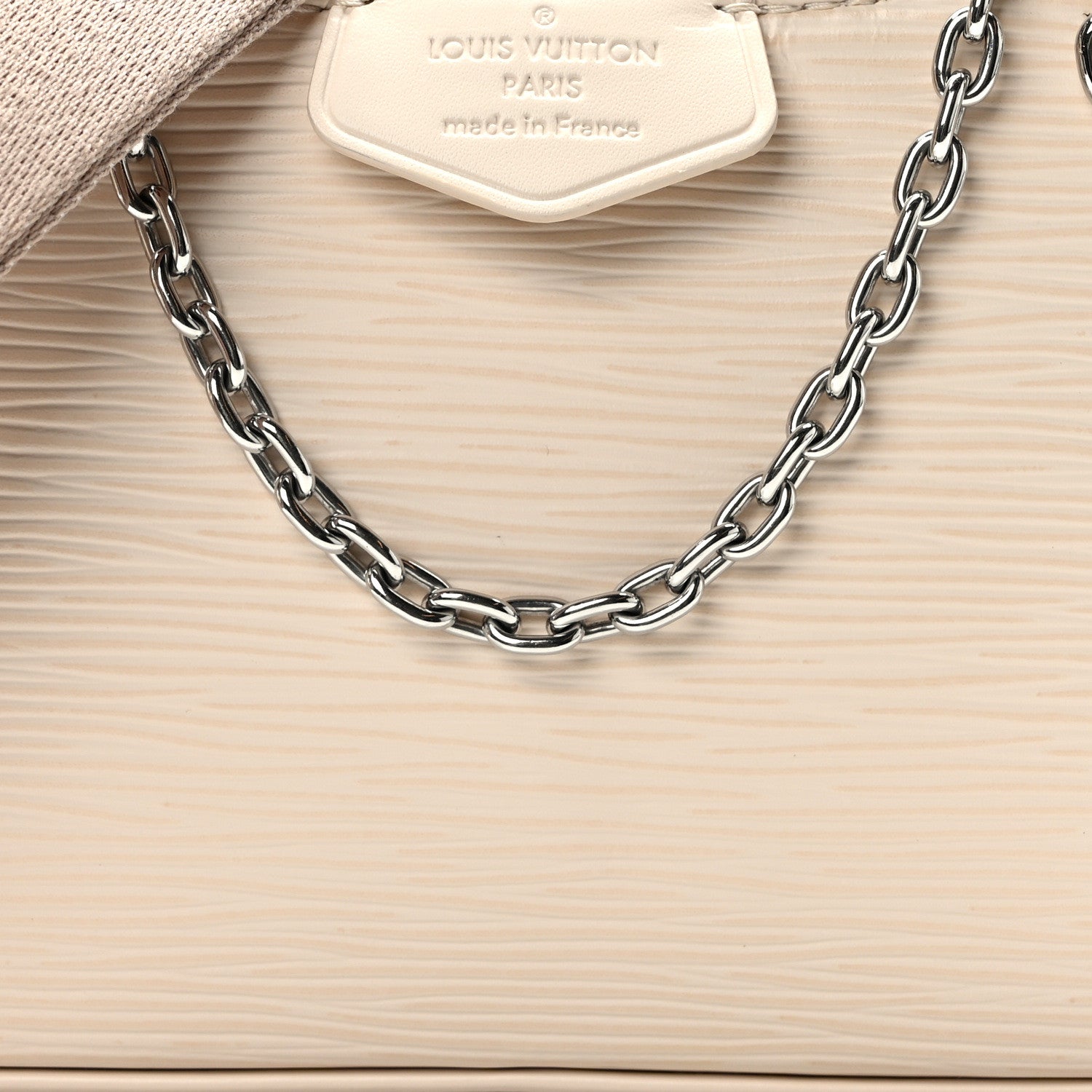 Louis Vuitton Epi Logo Easy Pouch On Strap Quartz 8 of 13