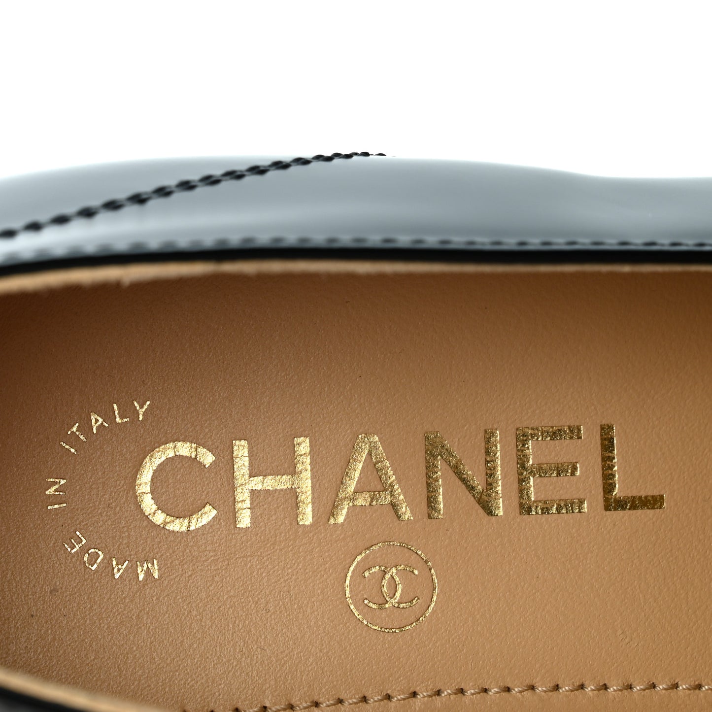 Shiny Calfskin Logo Loafers 39 Black