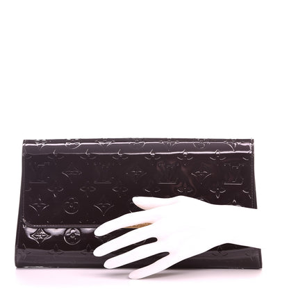 Louis Vuitton Vernis Robertson Clutch Amarante 2 of 7