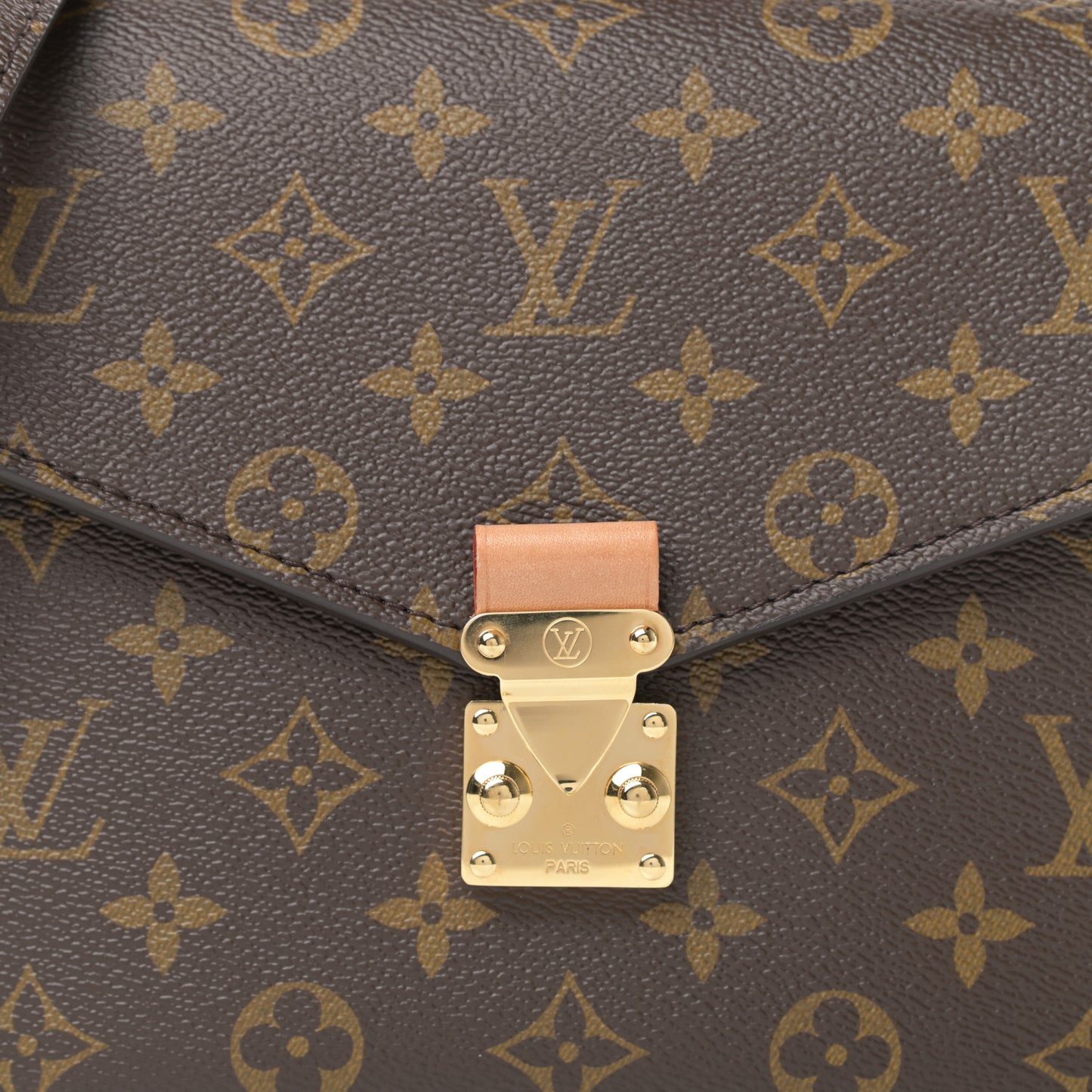 Monogram Pochette Metis