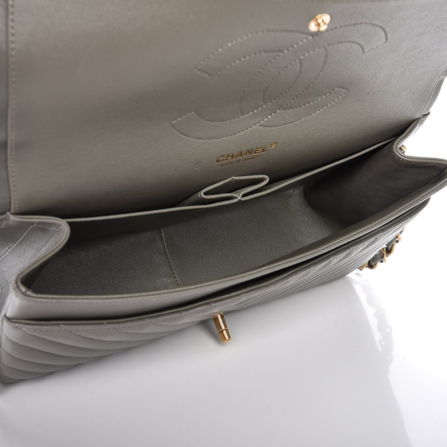 Lambskin Chevron Quilted Jumbo Double Flap Grey