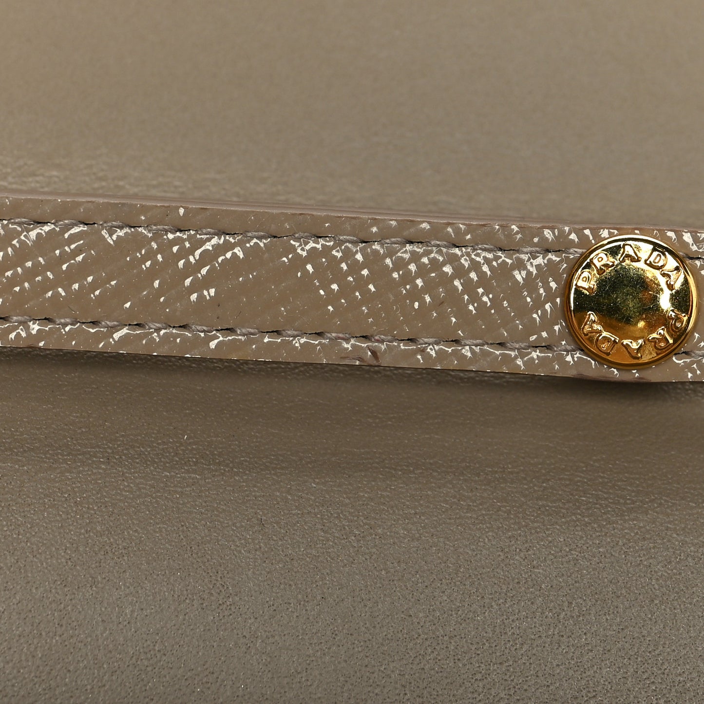 Saffiano Vernice Metal Flap Wallet With Strap Sabbia