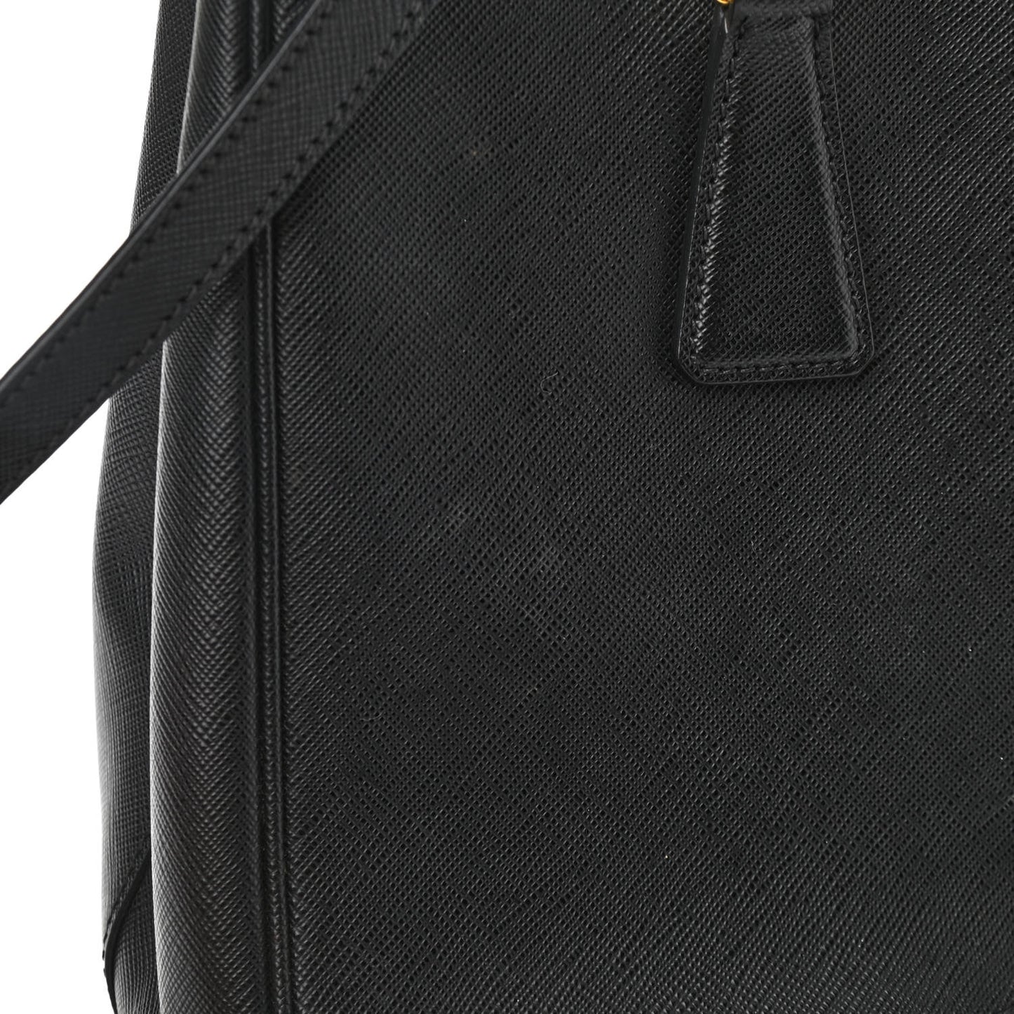Saffiano Medium Galleria Double Zip Tote Black