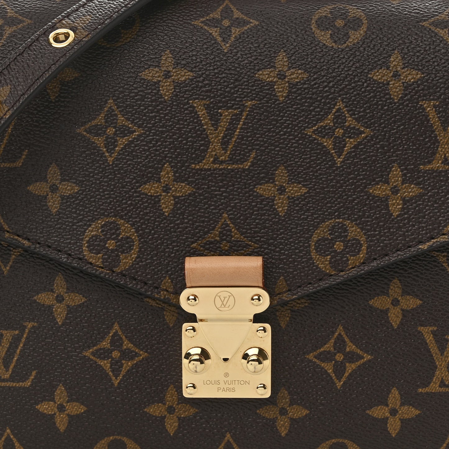Monogram Pochette Metis