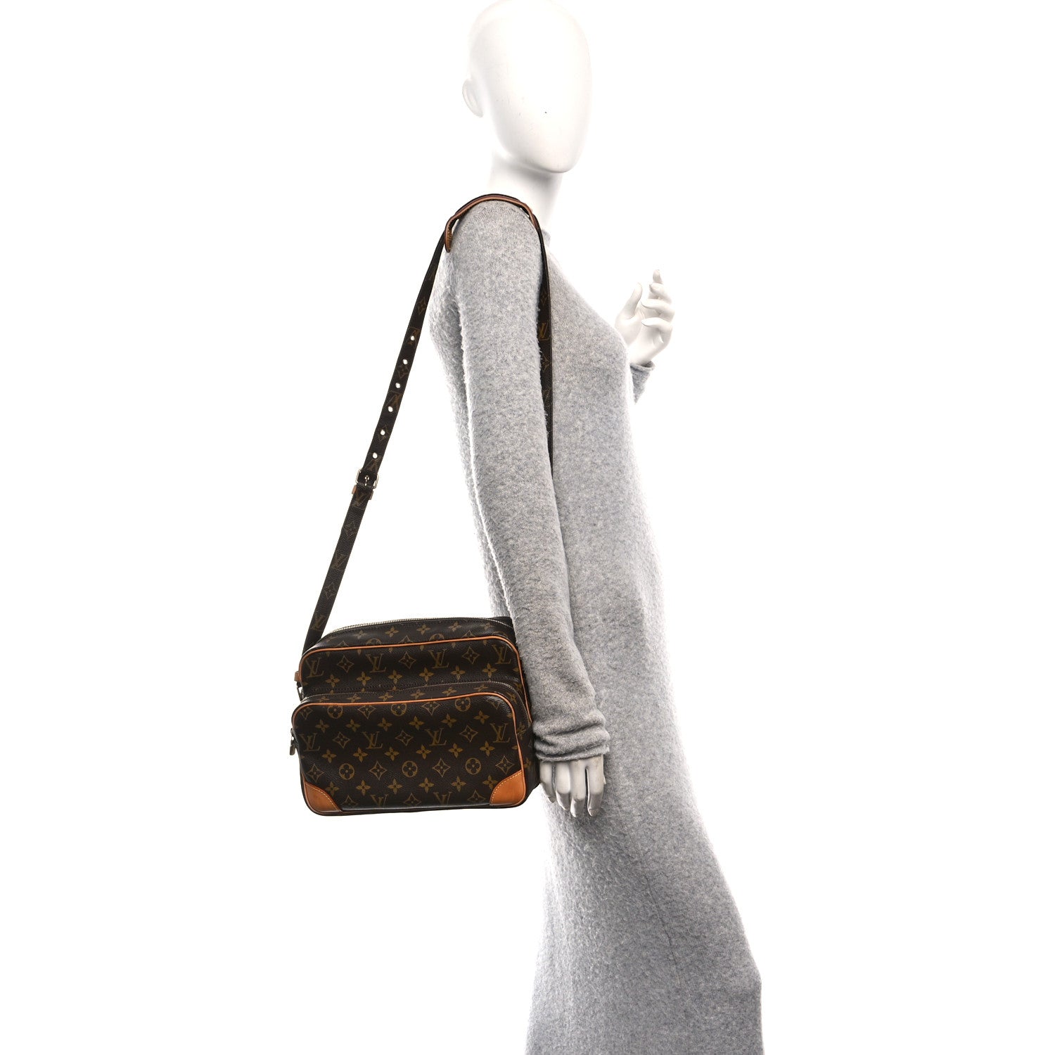 Louis Vuitton Monogram Nil 28 2 of 10
