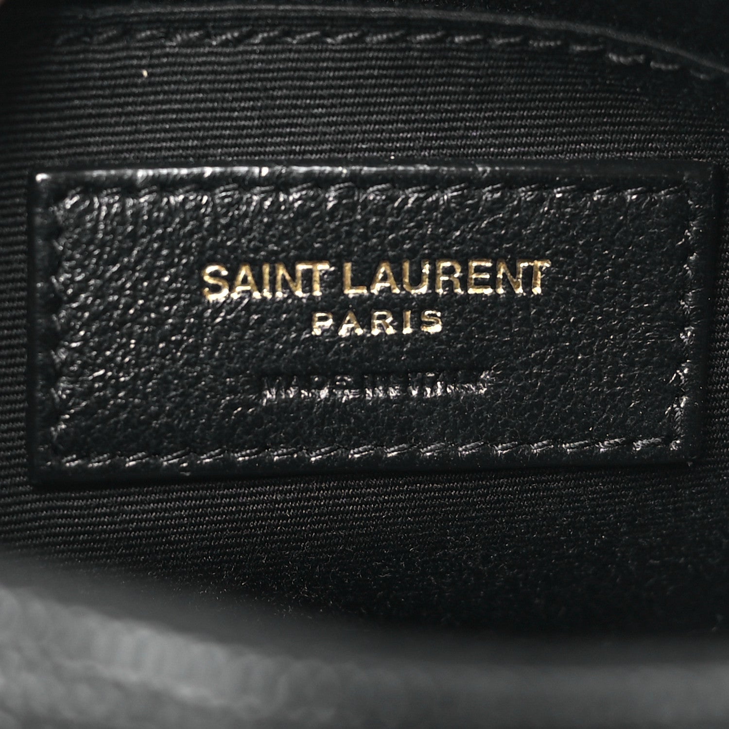 Saint Laurent Grain De Poudre Matelasse Chevron Quilted Round Vinyle Camera Bag Black 6 of 11