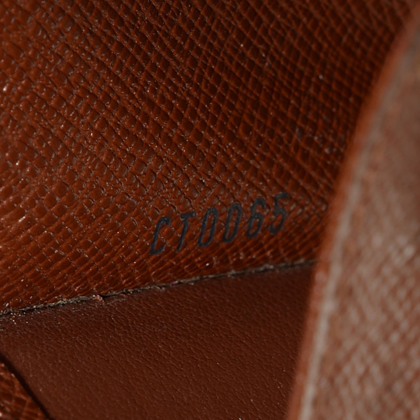Monogram 6 Key Multicles Holder