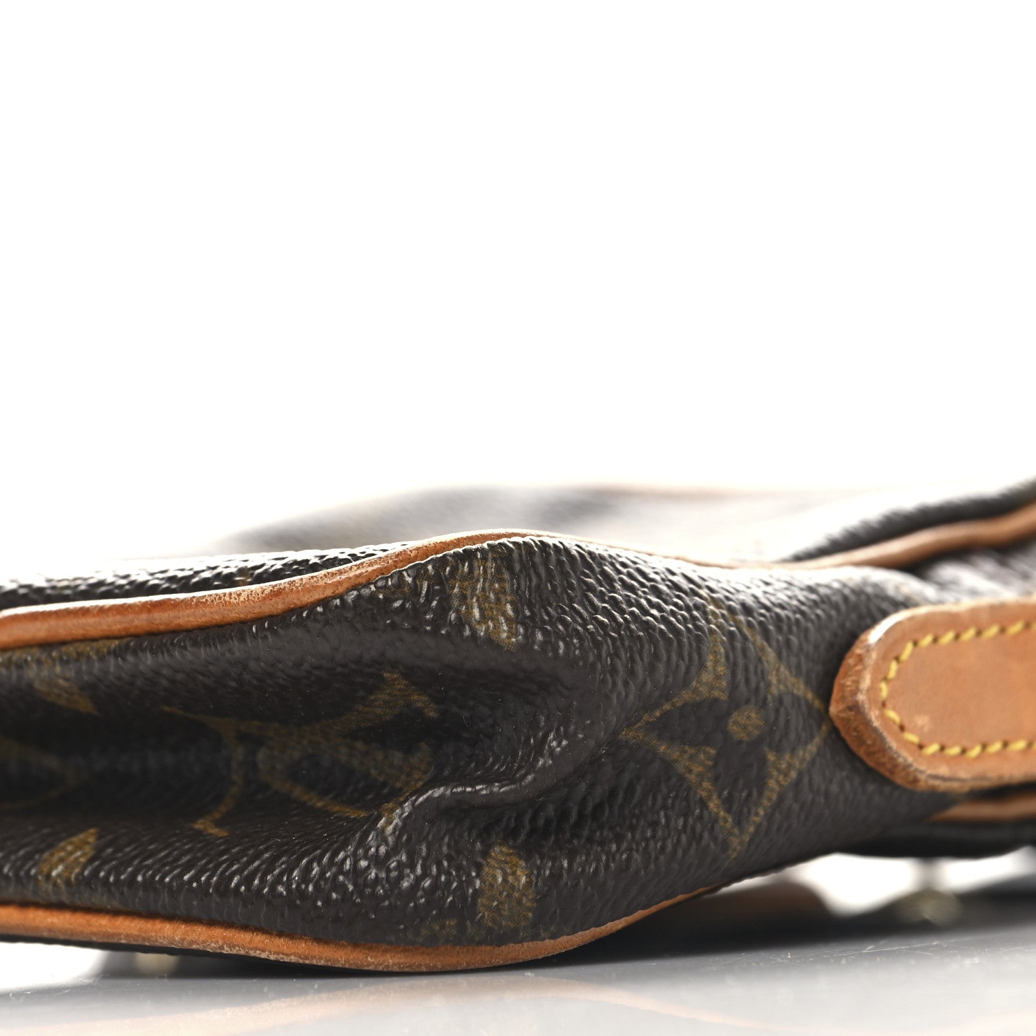 Louis Vuitton Monogram Danube 15 9 of 12
