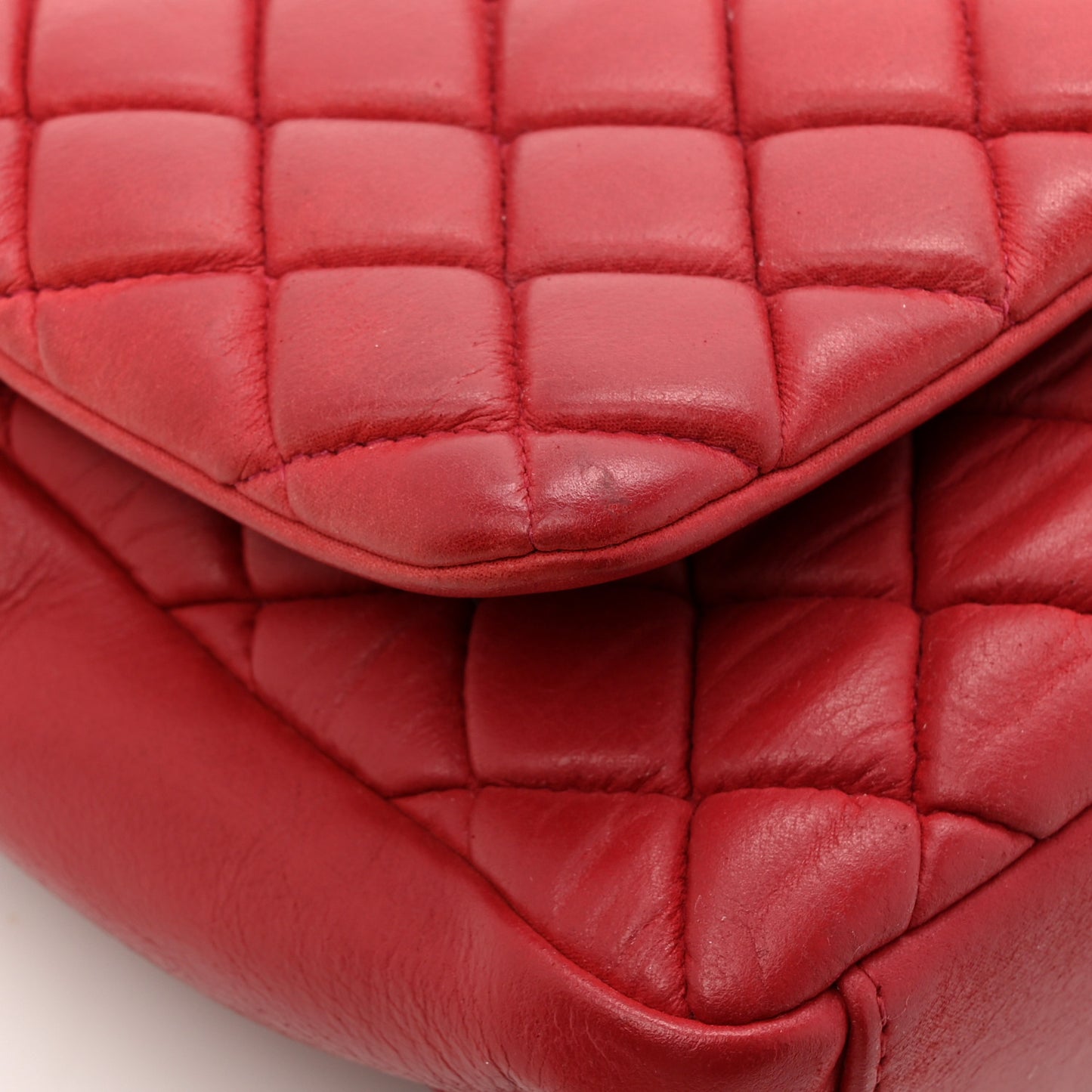 Iridescent Calfskin Large New Bubble Flap Fuchsia