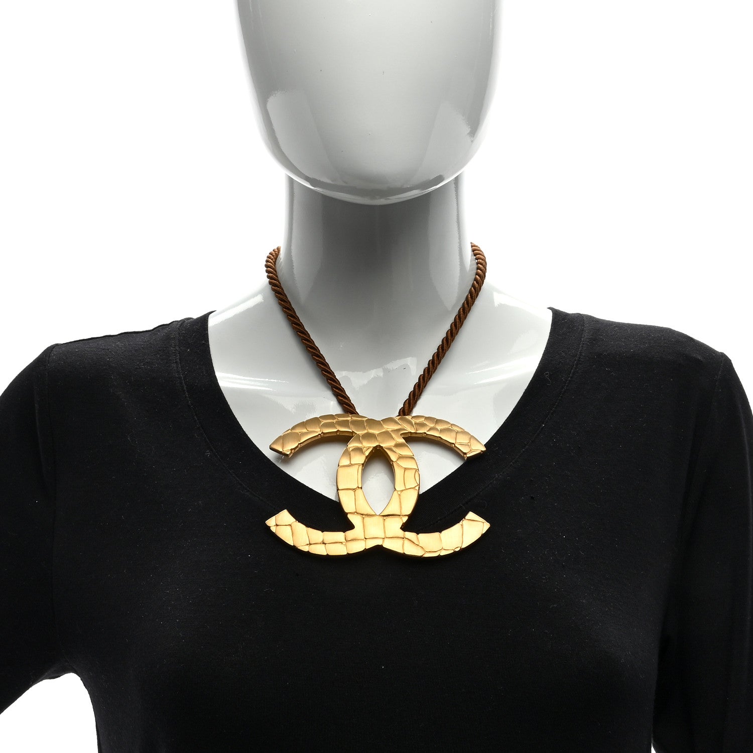 Chanel Silk Metal Crocodile Oversized CC Short Necklace Pendant Gold 2 of 5