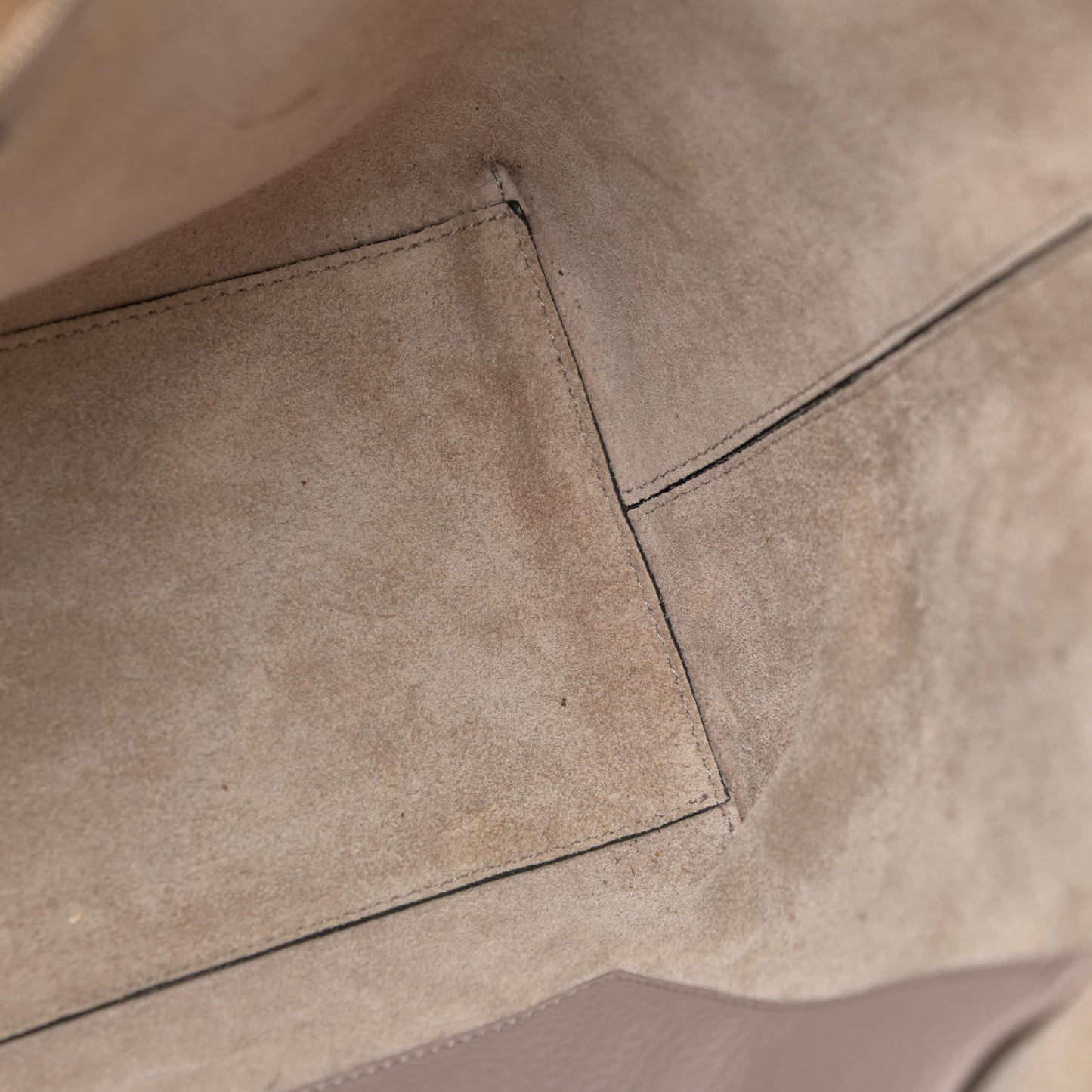 Grained Calfskin Rockstud Shoulder Tote Poudre