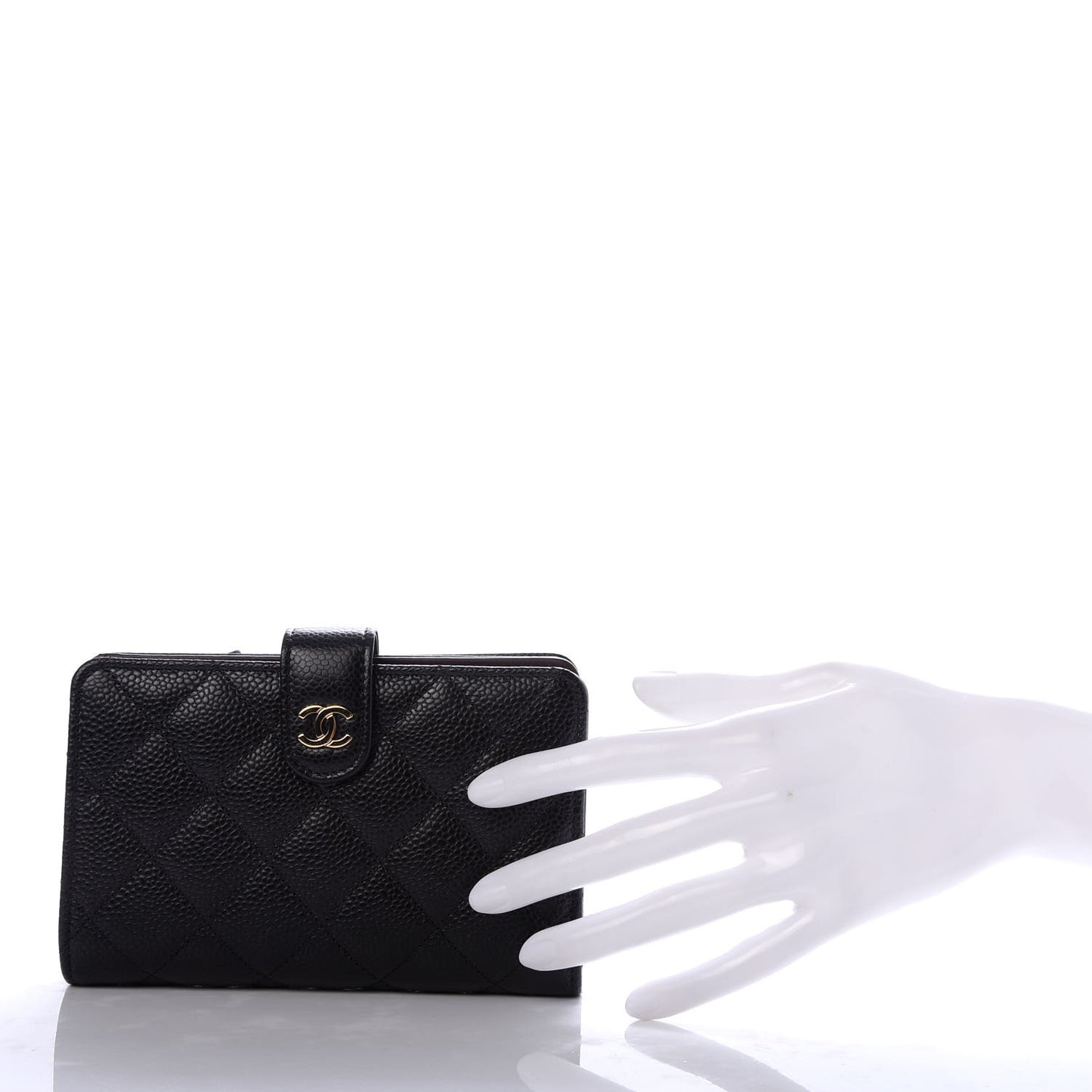 Caviar Quilted Zipped Pocket Wallet Black