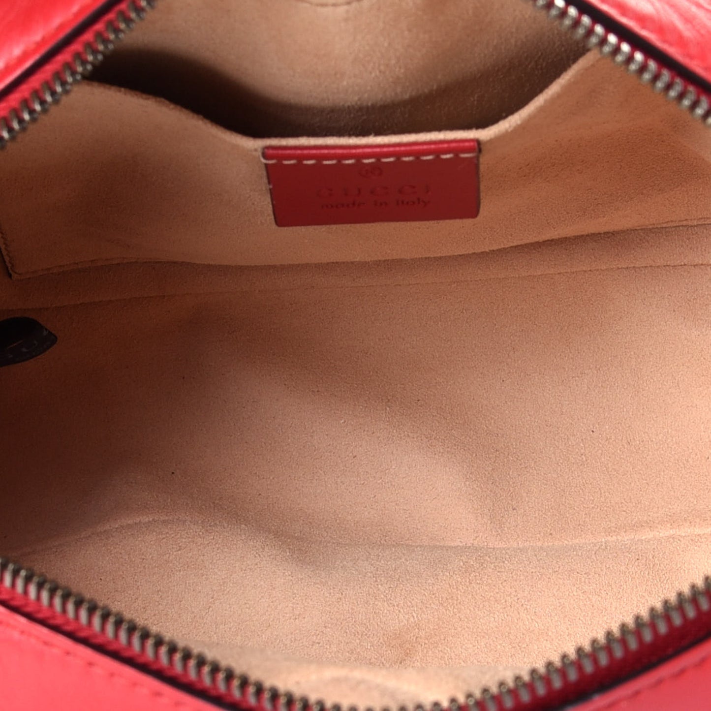Calfskin Matelasse Small GG Marmont Chain Shoulder Bag Hibiscus Red