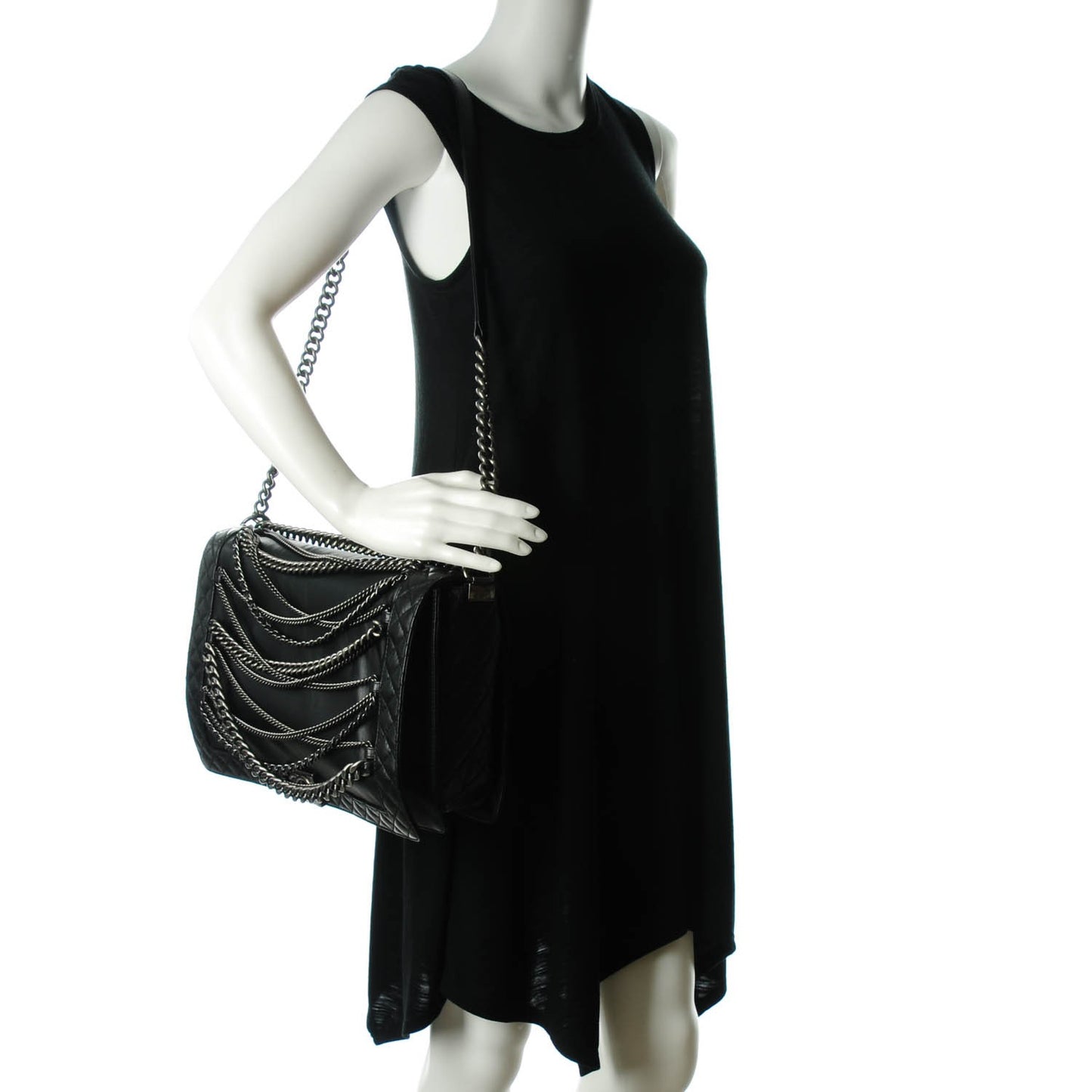 Calfskin Enchained XL Boy Flap Black