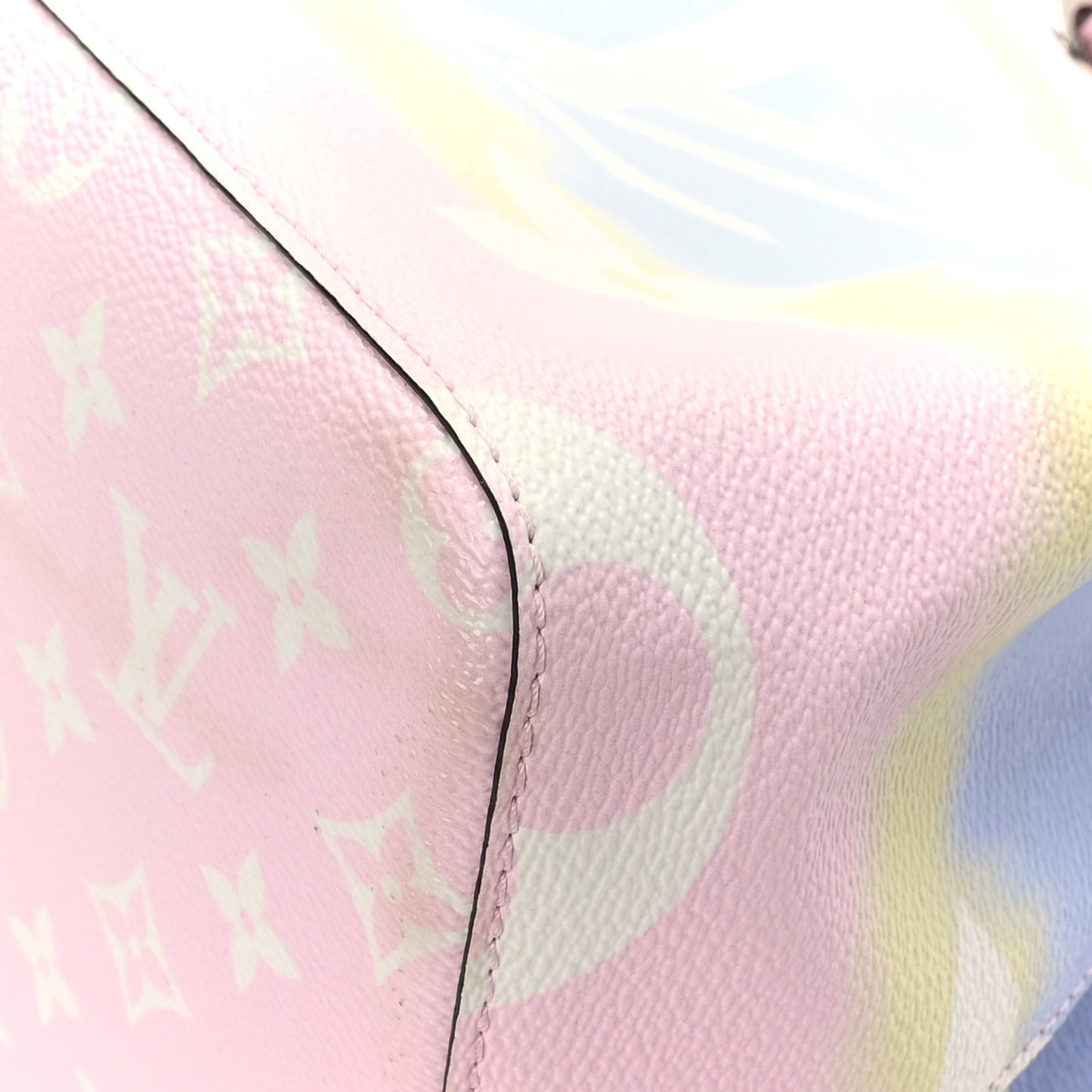 Monogram Escale Neonoe MM Pastel