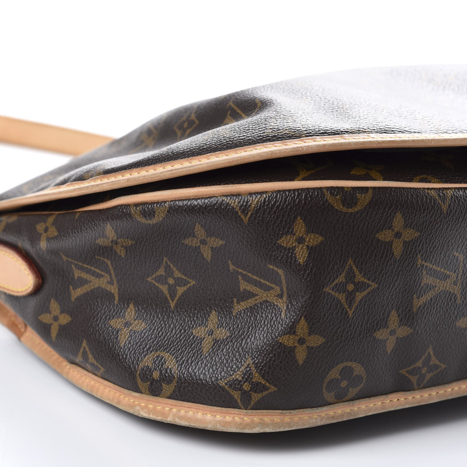 Louis Vuitton Monogram Menilmontant MM 7 of 15