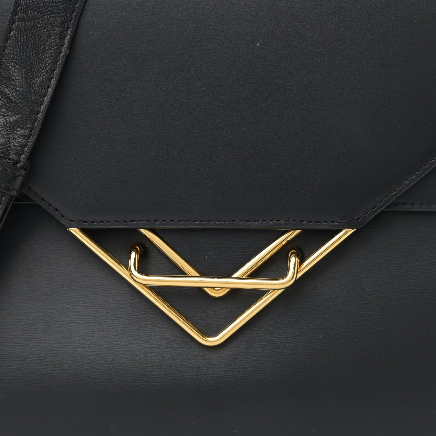 Bottega Veneta Box Calfskin Nappa Clip Bag Black 7 of 9