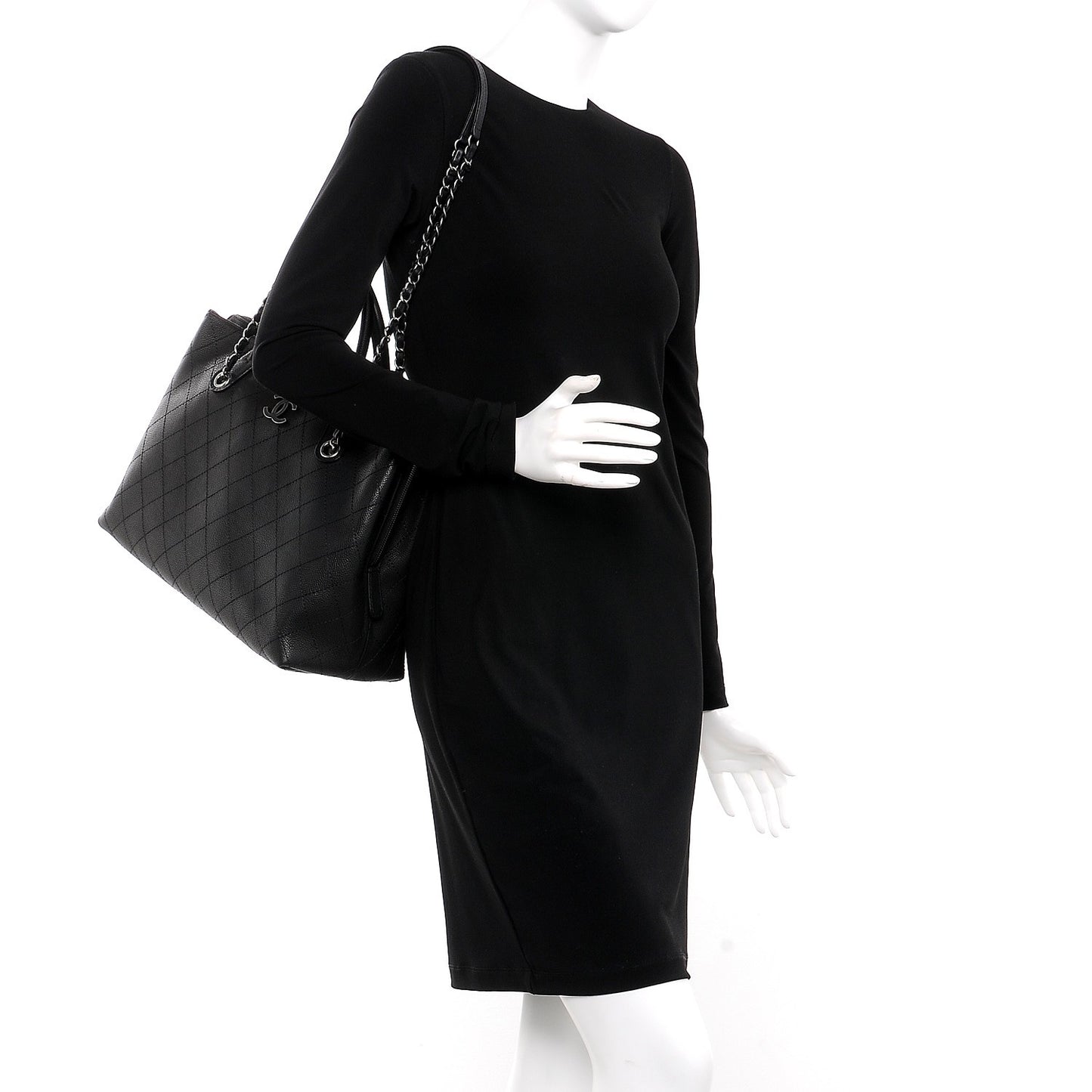 Grained Vegetal Calfskin Urban Shopping Tote Black