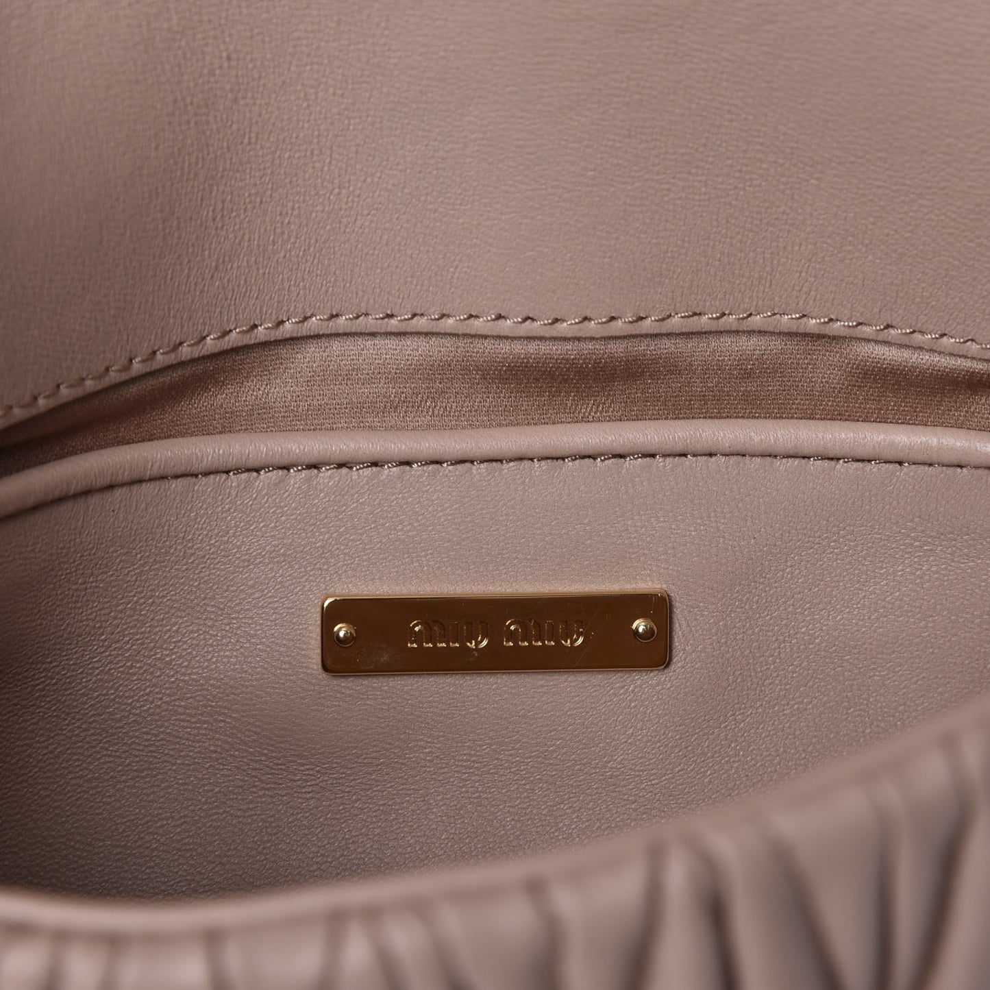Nappa Matelasse Crossbody Cammeo