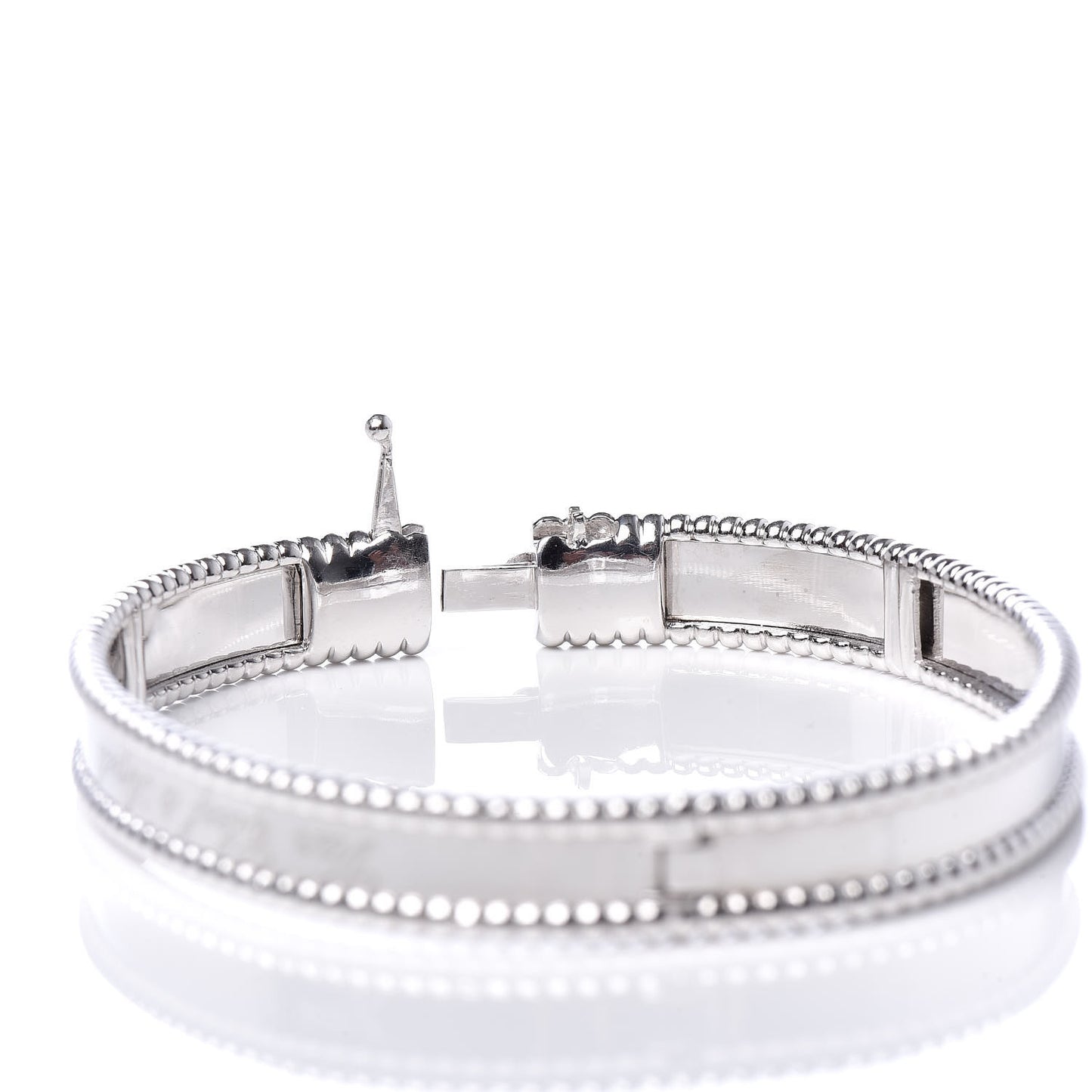 18K White Gold Perlee Signature Bangle Bracelet M