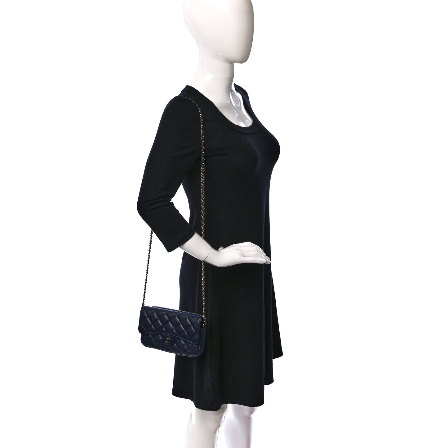 Caviar Quilted Flap Phone Holder With Chain Navy