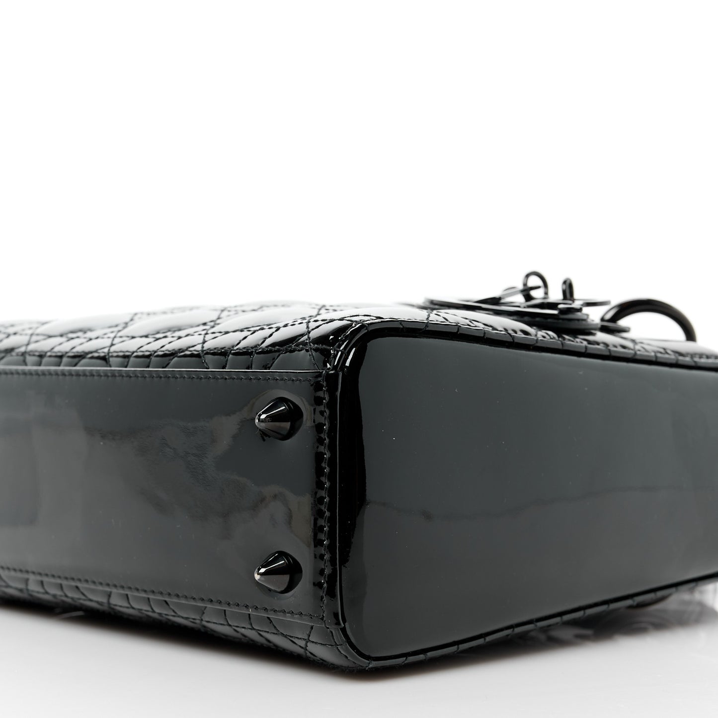 Ultraglossy Patent Cannage Medium Lady Dior Black