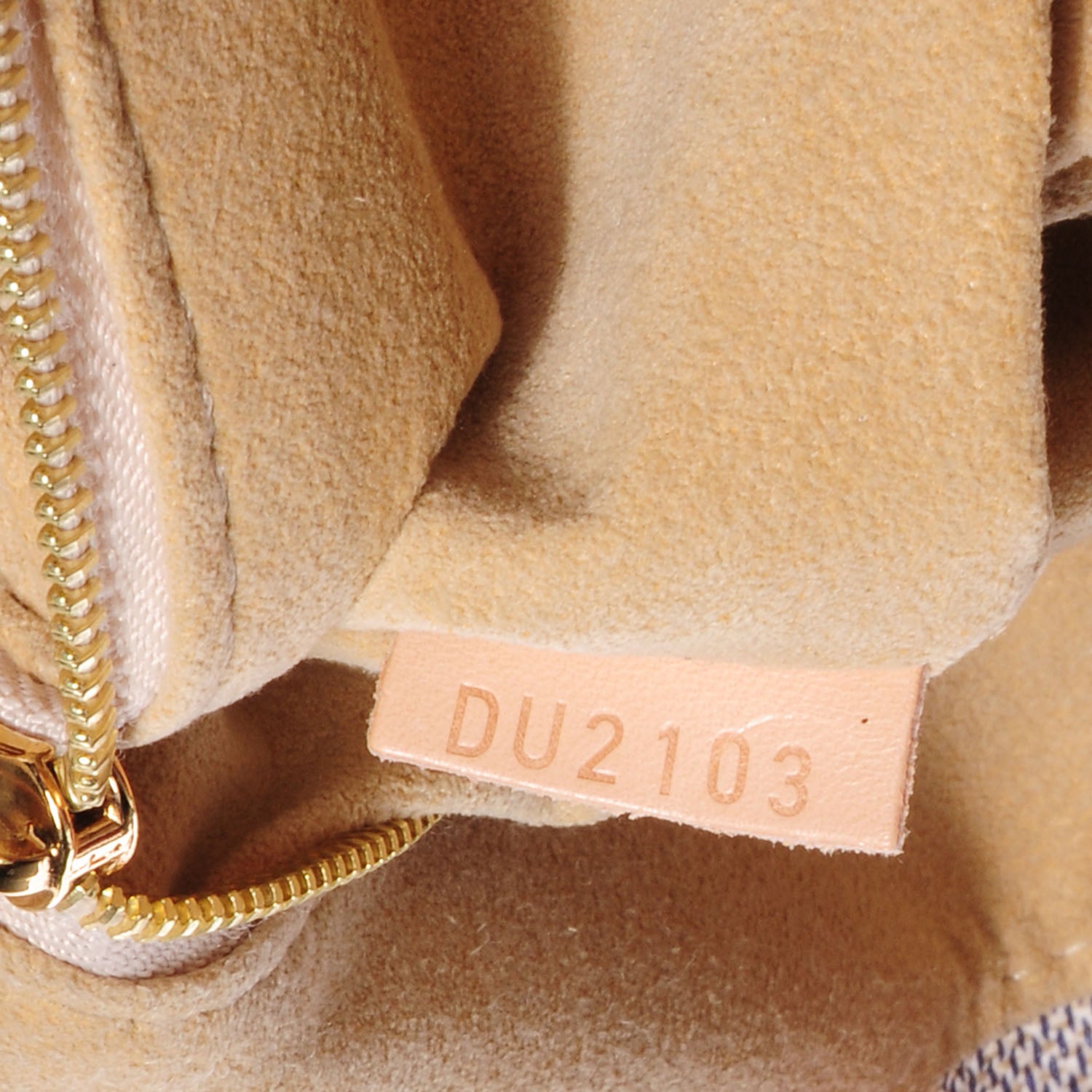 Louis Vuitton Damier Azur Salina GM 7 of 8