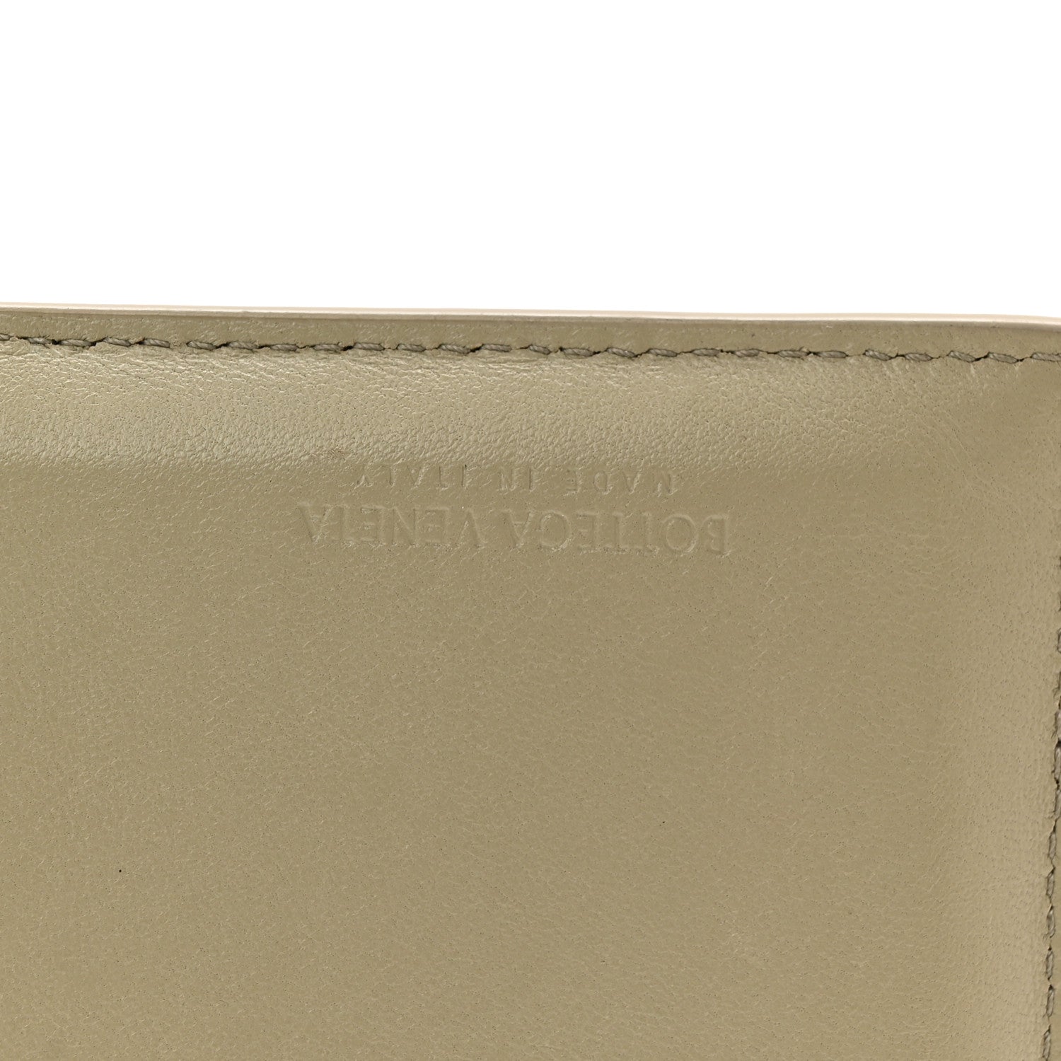 Bottega Veneta Nappa Maxi Intrecciato Cassette Zipped Card Case