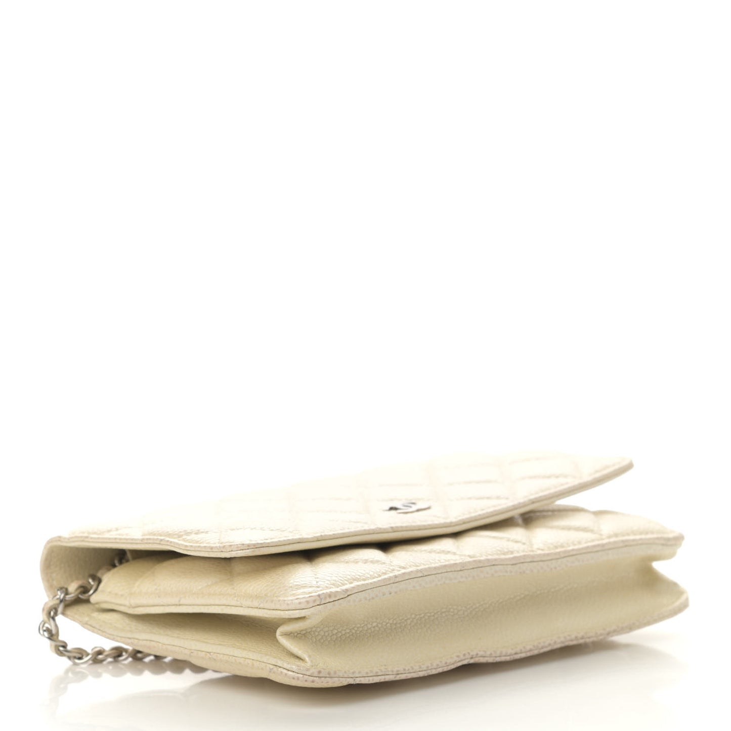Iridescent Caviar Quilted Wallet On Chain WOC Ivory