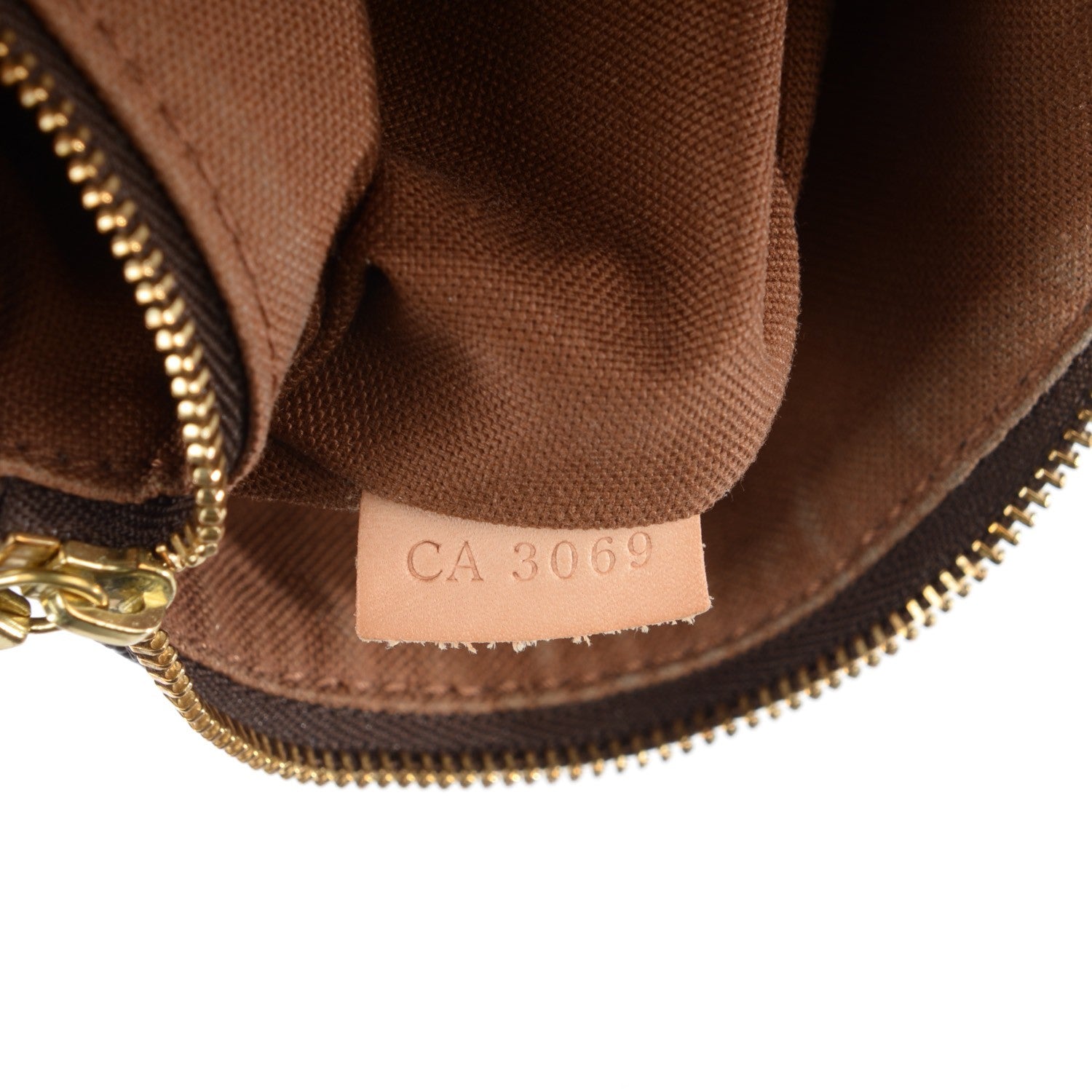 Louis Vuitton Monogram Cabas Beaubourg 7 of 7