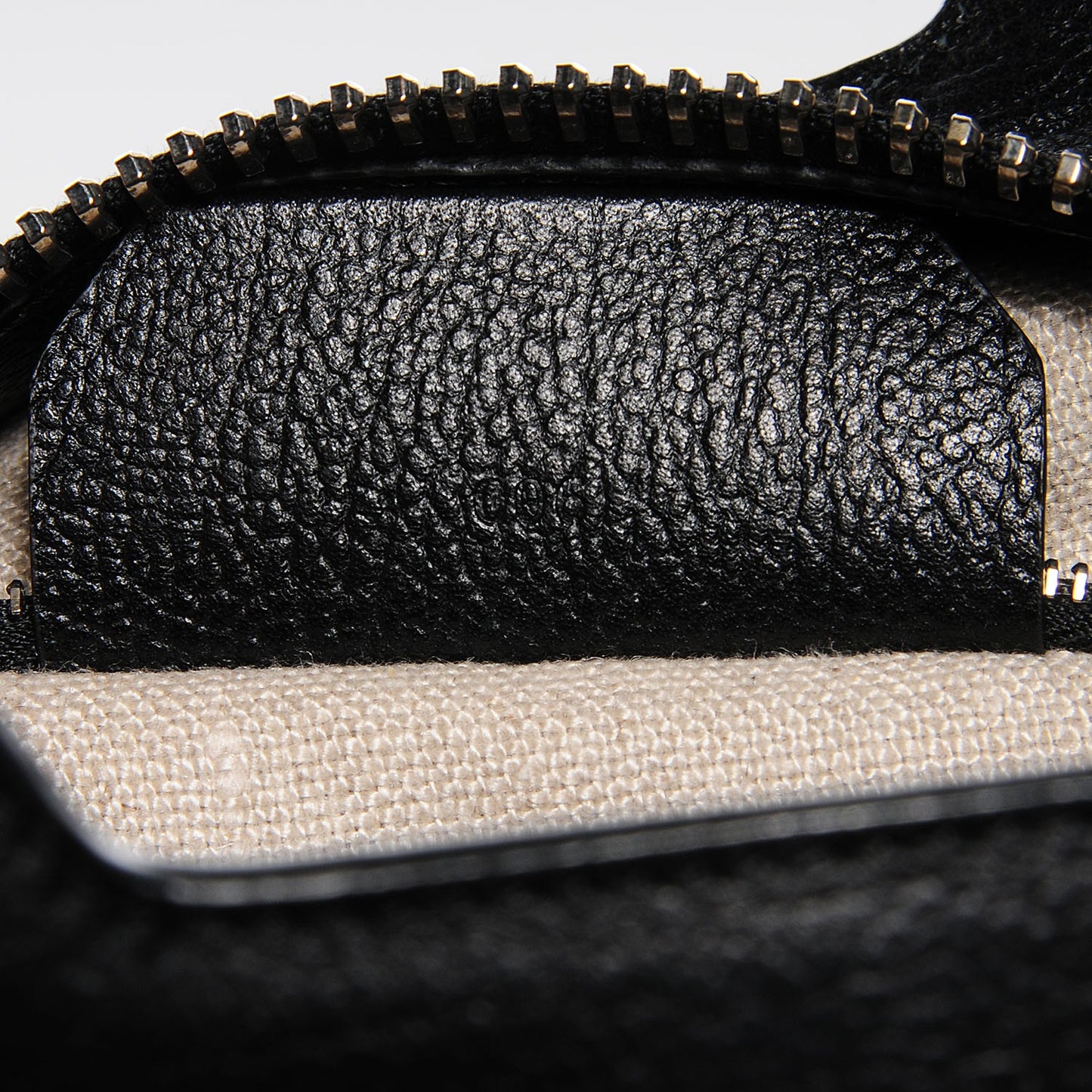 Vacchetta Calfskin Small PS13 Satchel Black