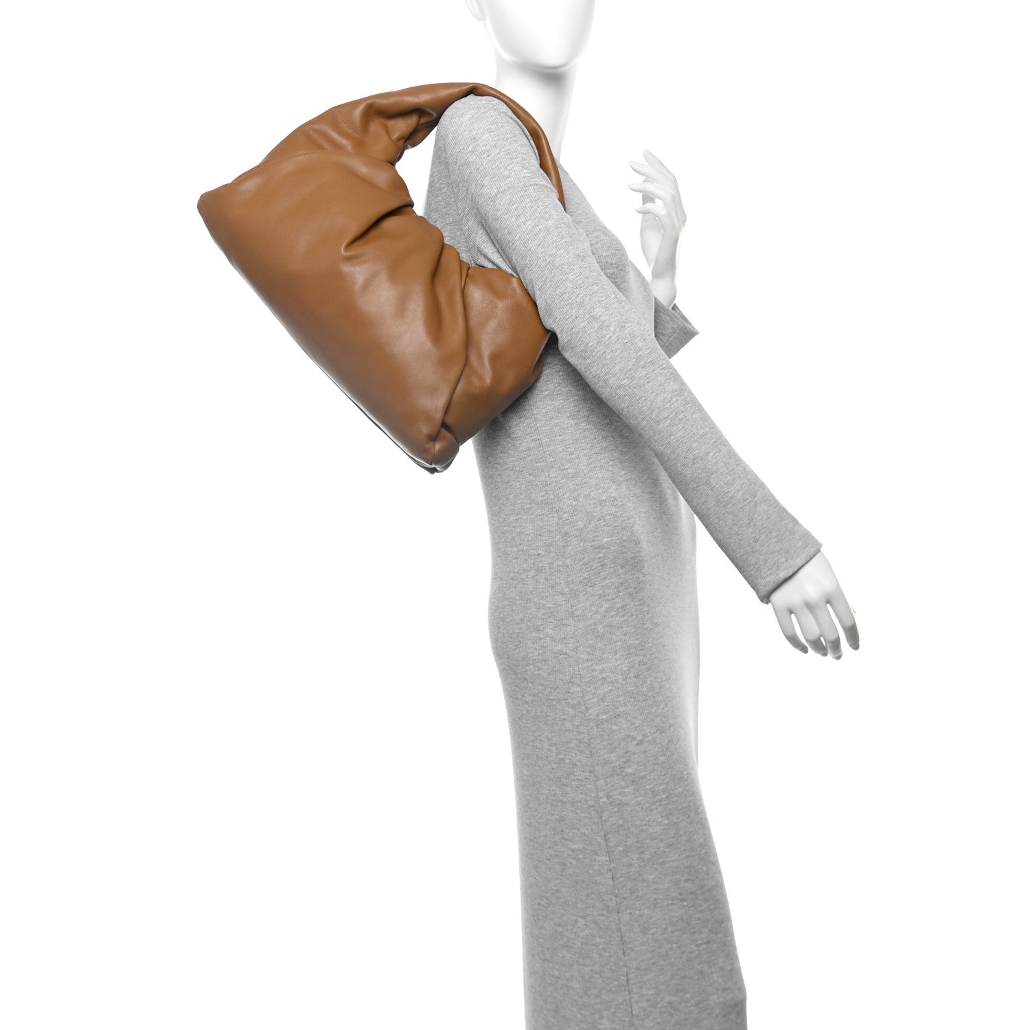 Bottega Veneta Smooth Butter Calfskin Medium The Shoulder Pouch Cammello 2 of 10
