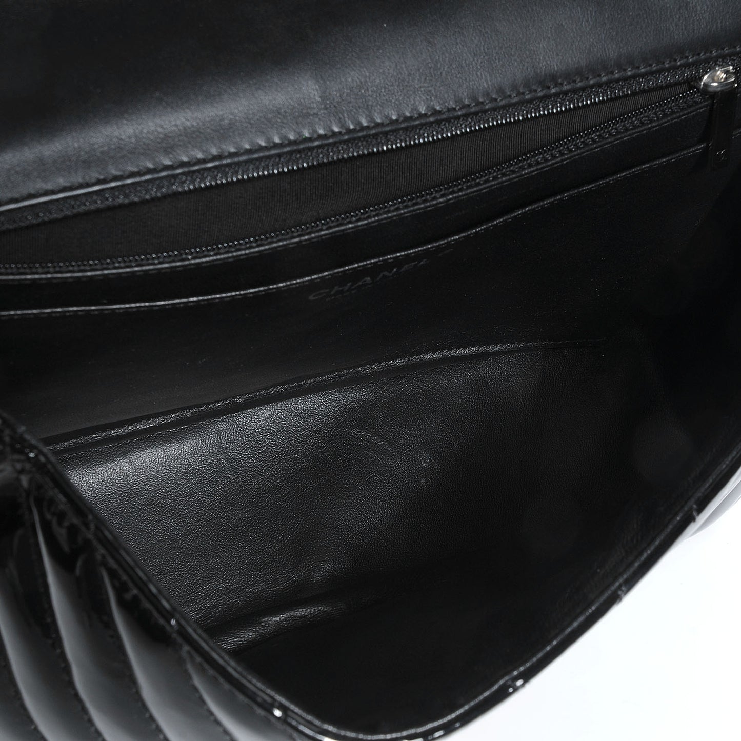 Patent Chevron Jumbo Single Flap Black