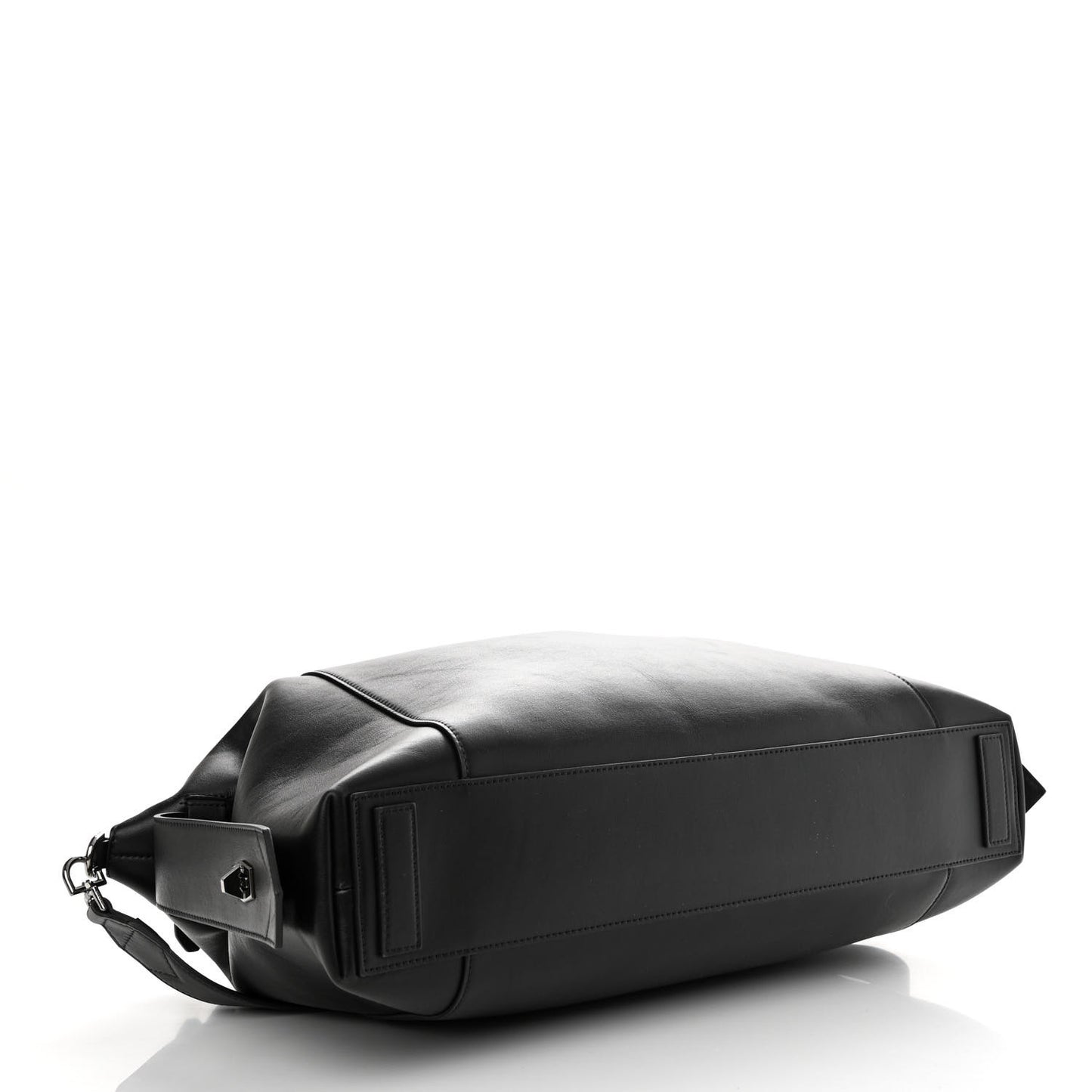 Smooth Calfskin Medium Soft Antigona Black