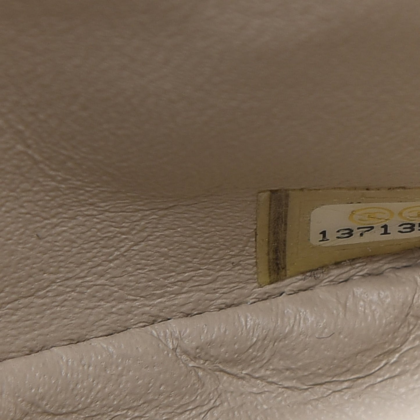 Lambskin Quilted Jumbo Single Flap Ivory