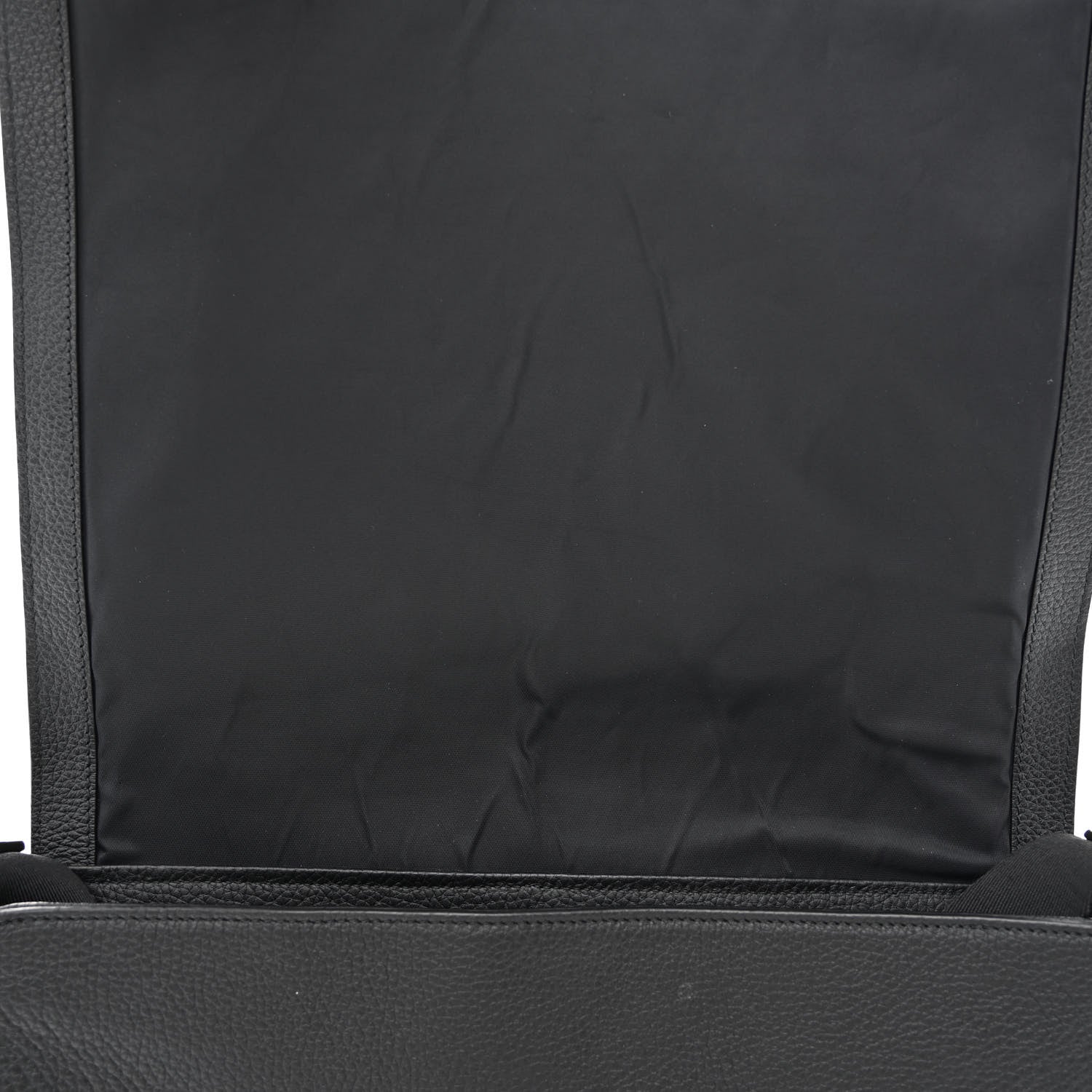 Burberry Grainy Calfskin Embossed Bruno Messenger Black 9 of 17