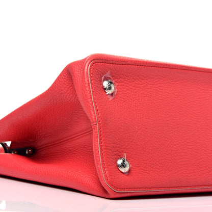 Louis Vuitton Taurillon Capucines MM Rubis 8 of 9