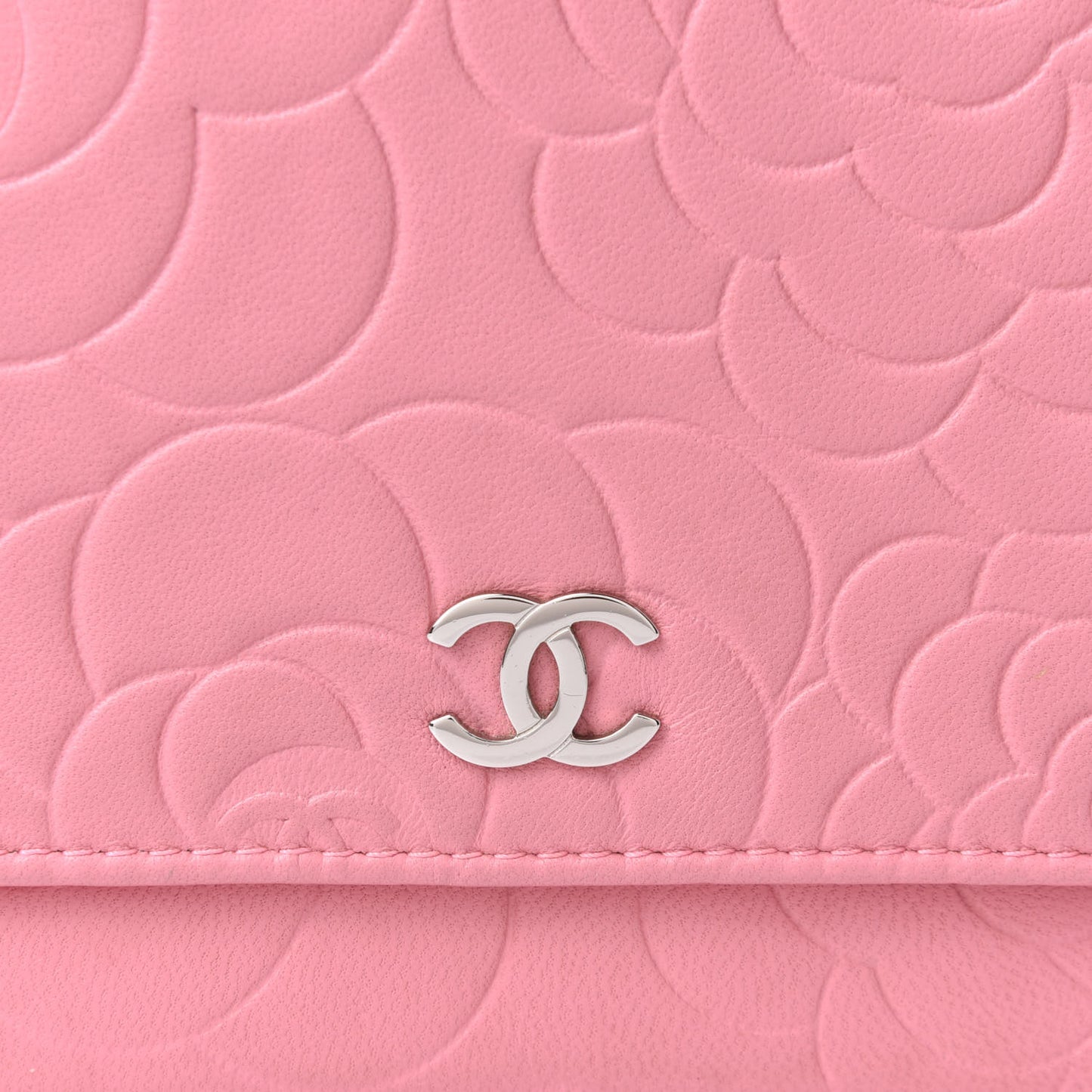Lambskin Camellia Embossed Wallet On Chain WOC Pink