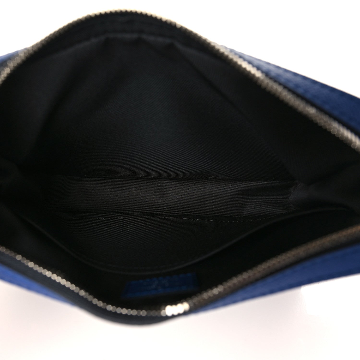 Louis Vuitton Taigarama Trio Messenger Cobalt 6 of 9