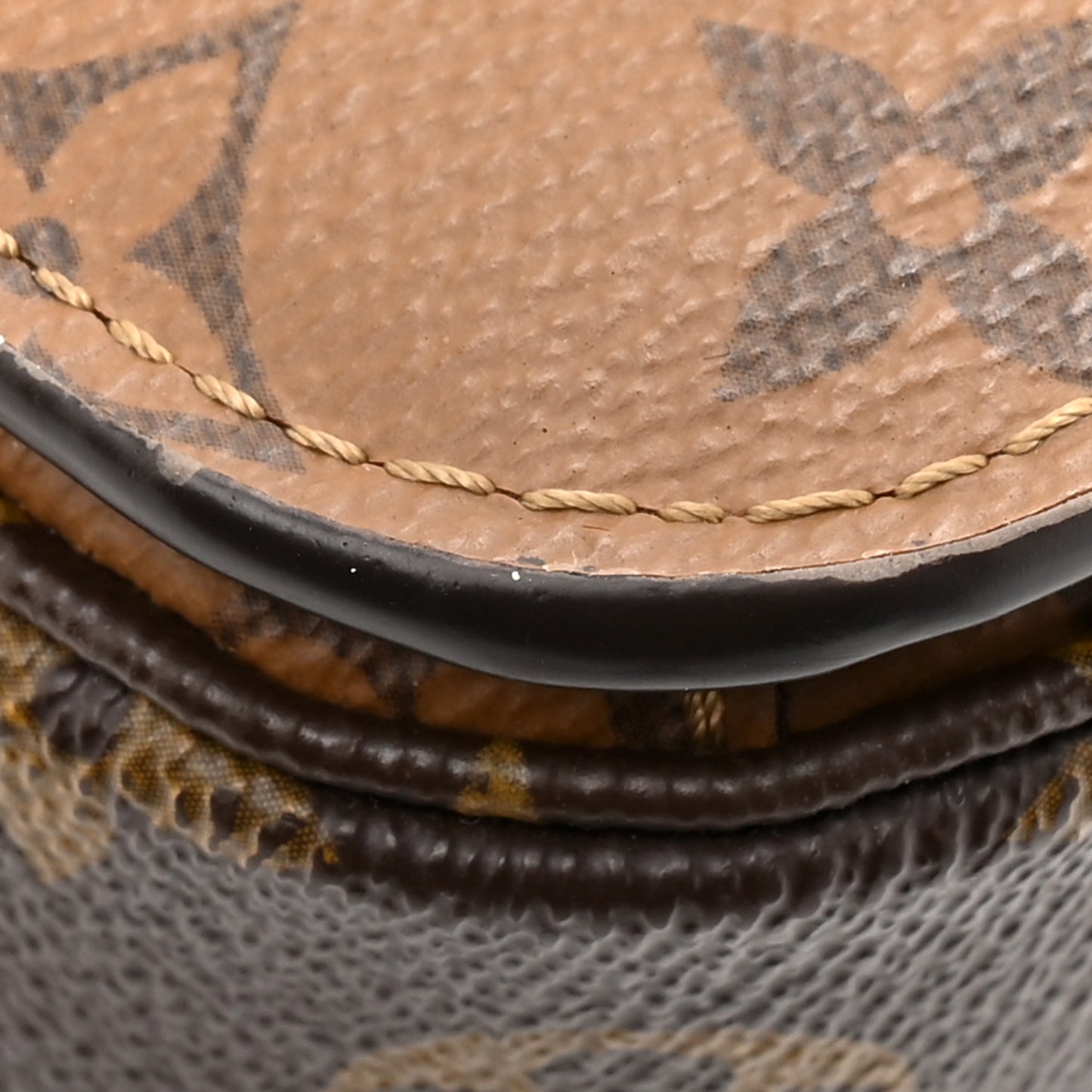 Reverse Monogram Pochette Metis