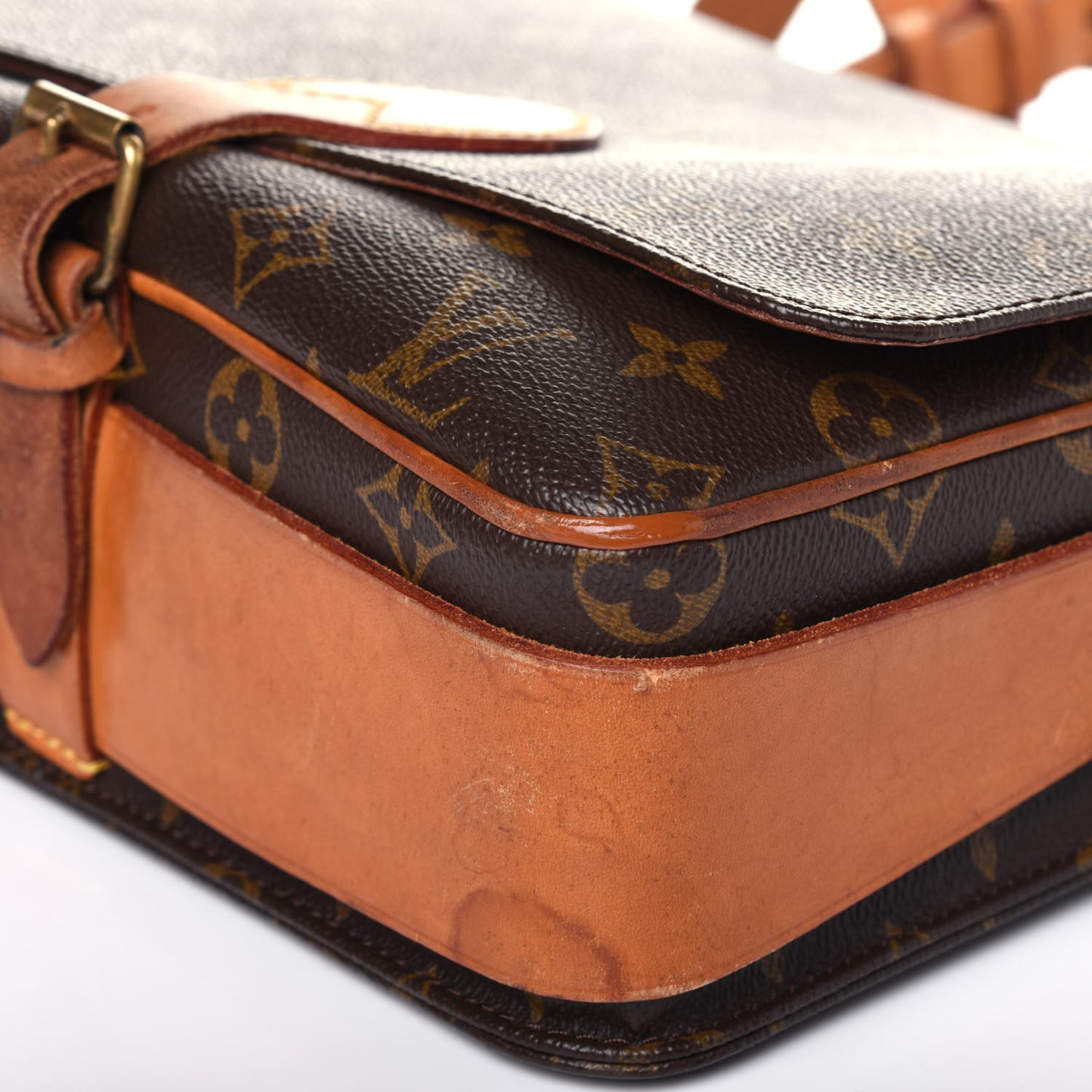 Monogram Cartouchiere 26