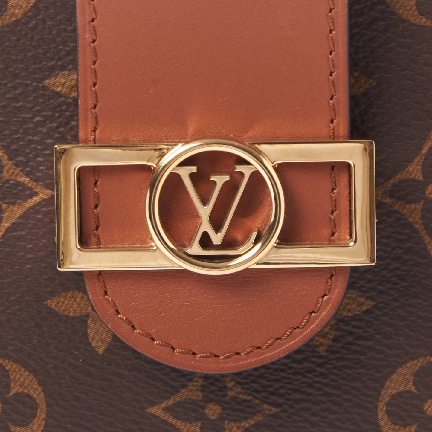 Monogram Pochette Dauphine