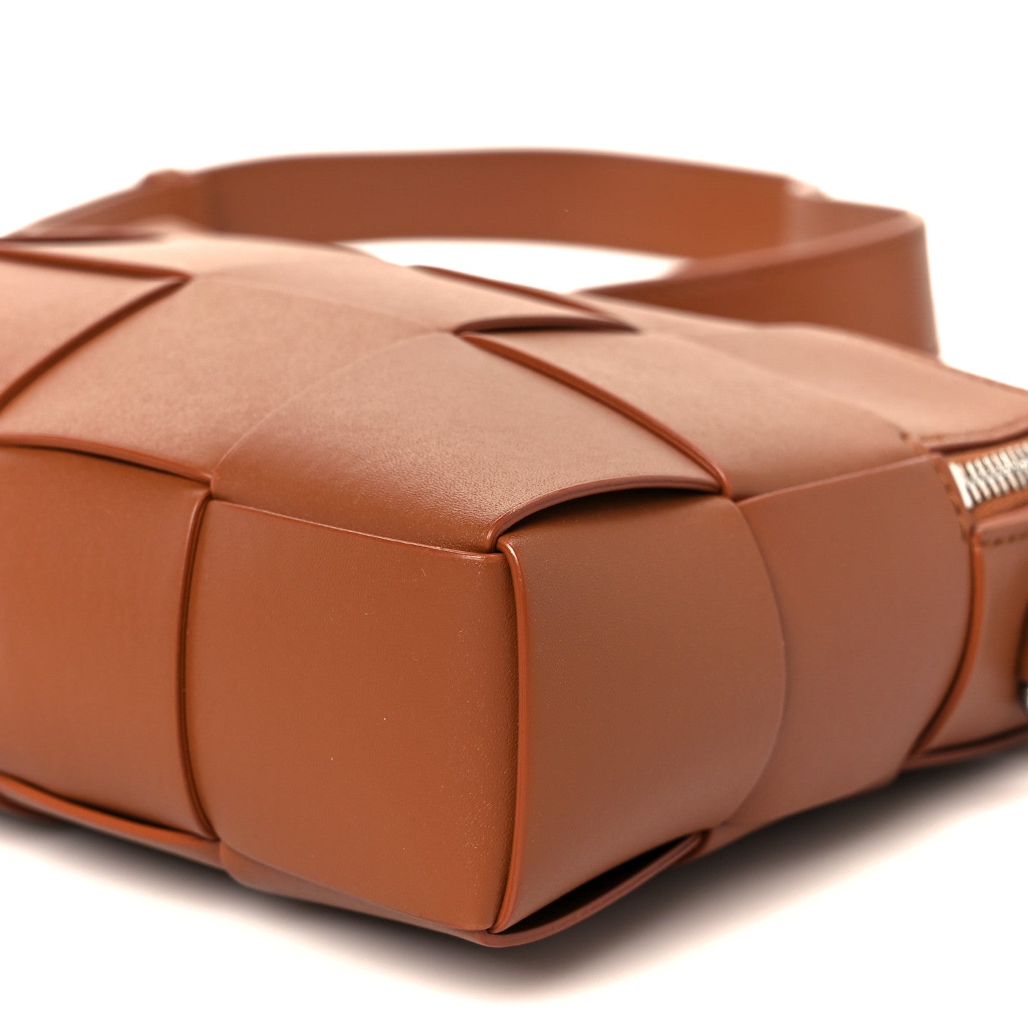Bottega Veneta Lambskin Maxi Intrecciato Cassette Camera Bag Caramel 9 of 9