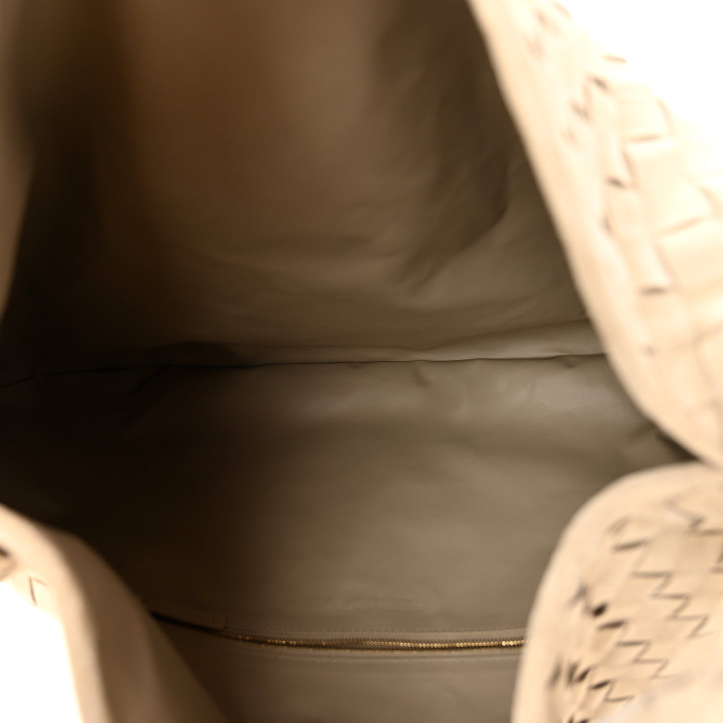 Suede Intrecciato Large Hop Ecru