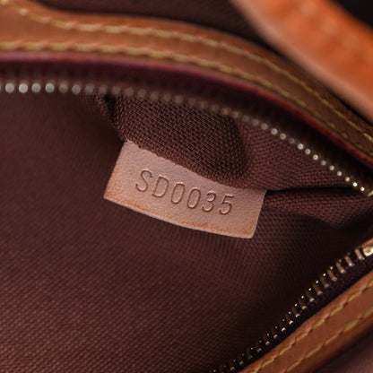 Louis Vuitton Monogram Batignolles Horizontal 8 of 17