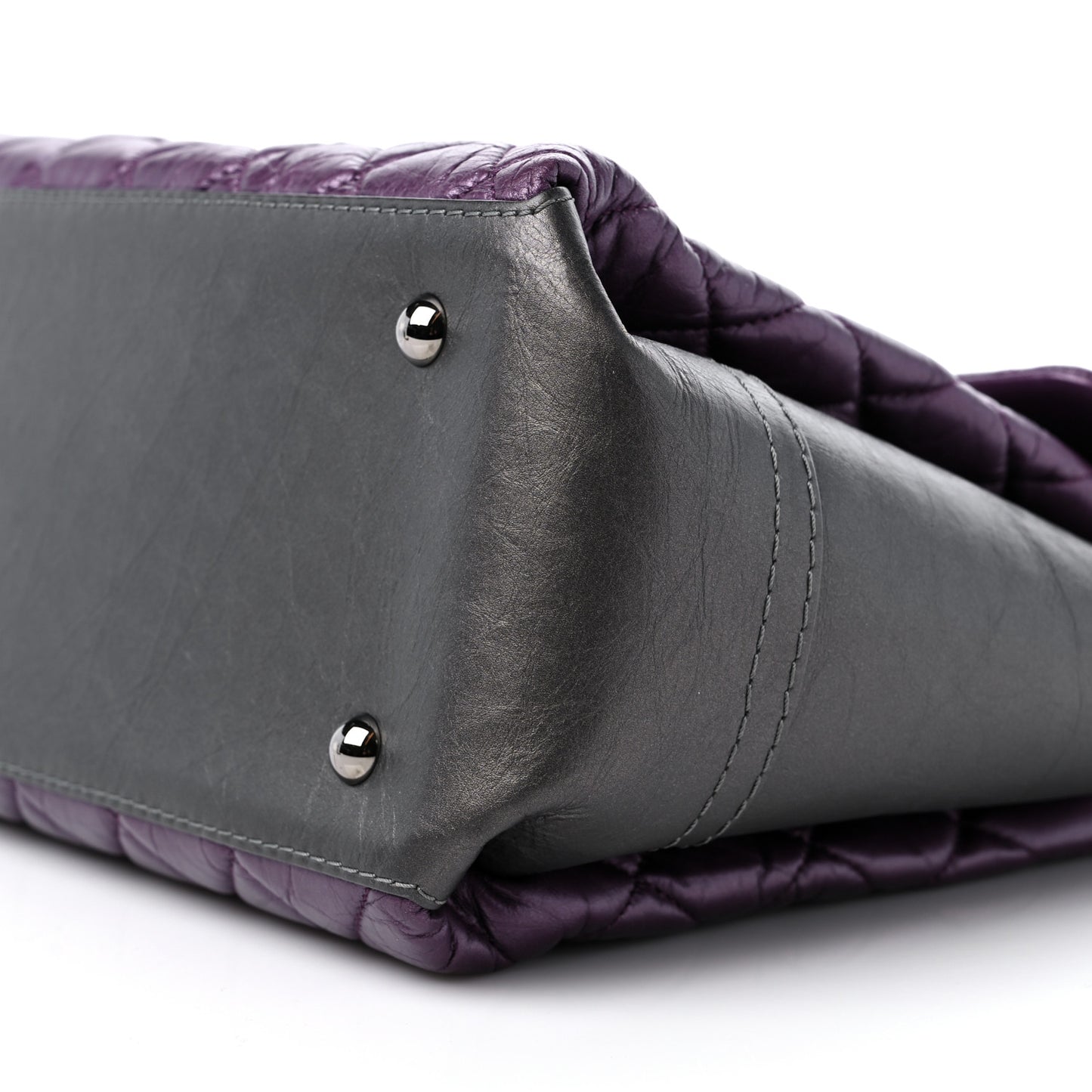 Metallic Calfskin Medium Lady Pearly Flap Dark Purple