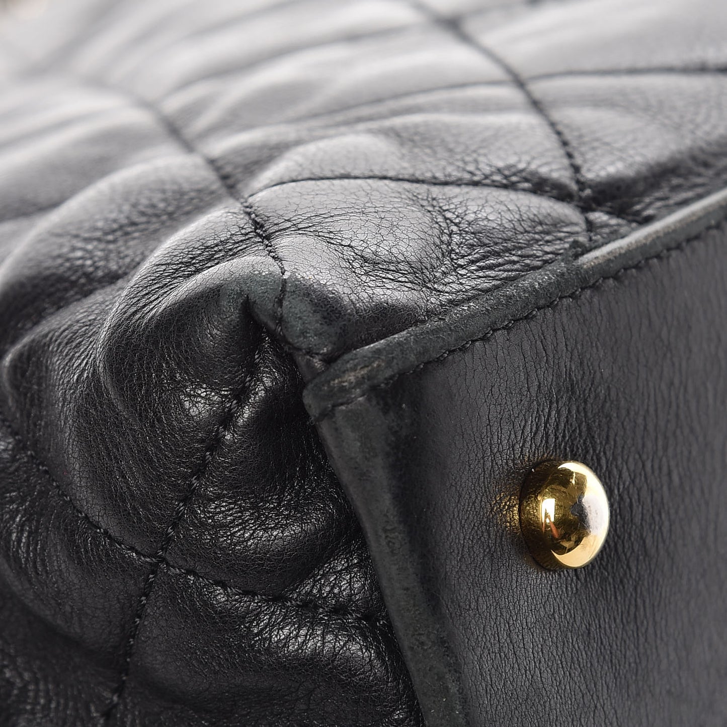 Calfskin Quilted Small Chain Me Tote Black